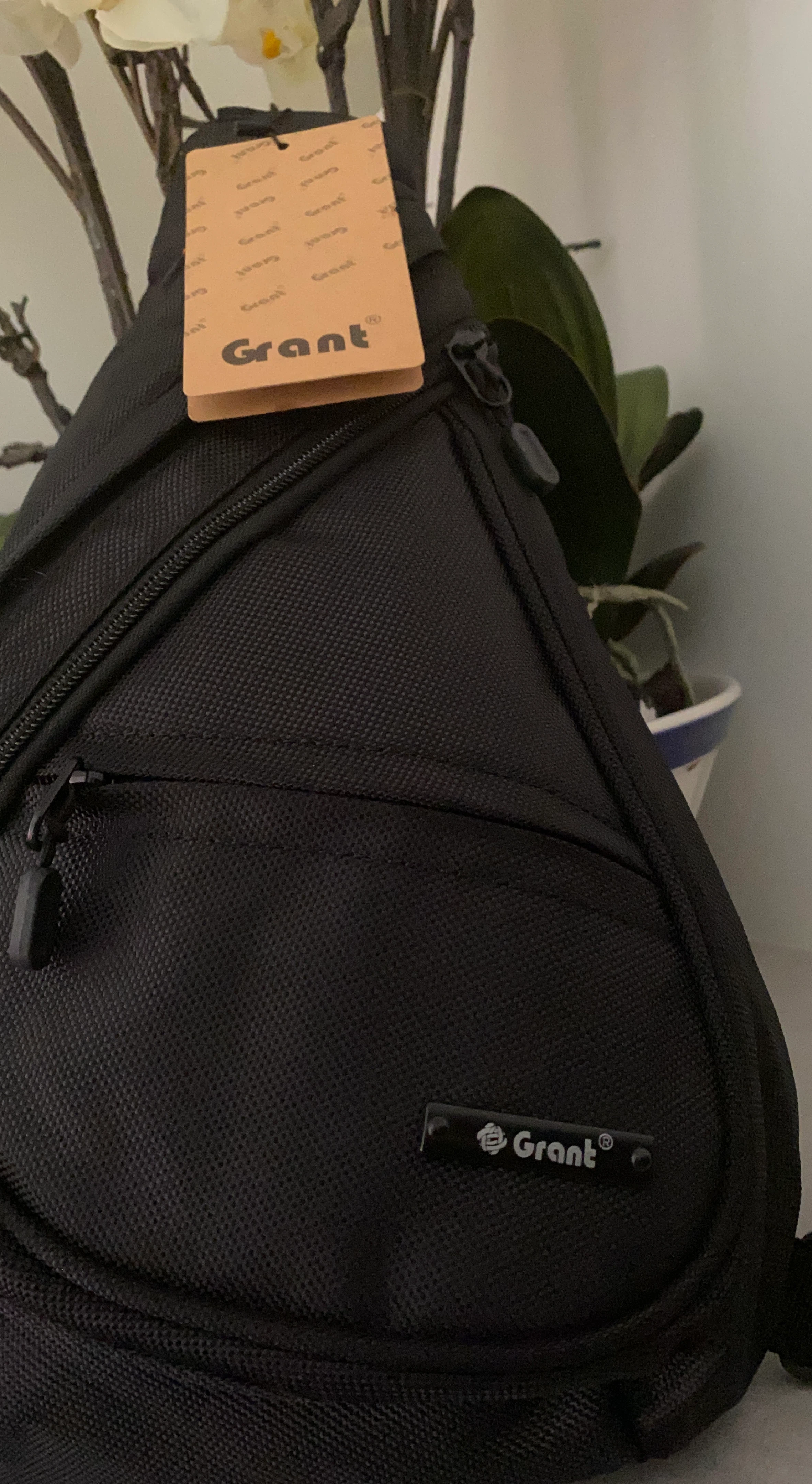 Black Grant body Bag