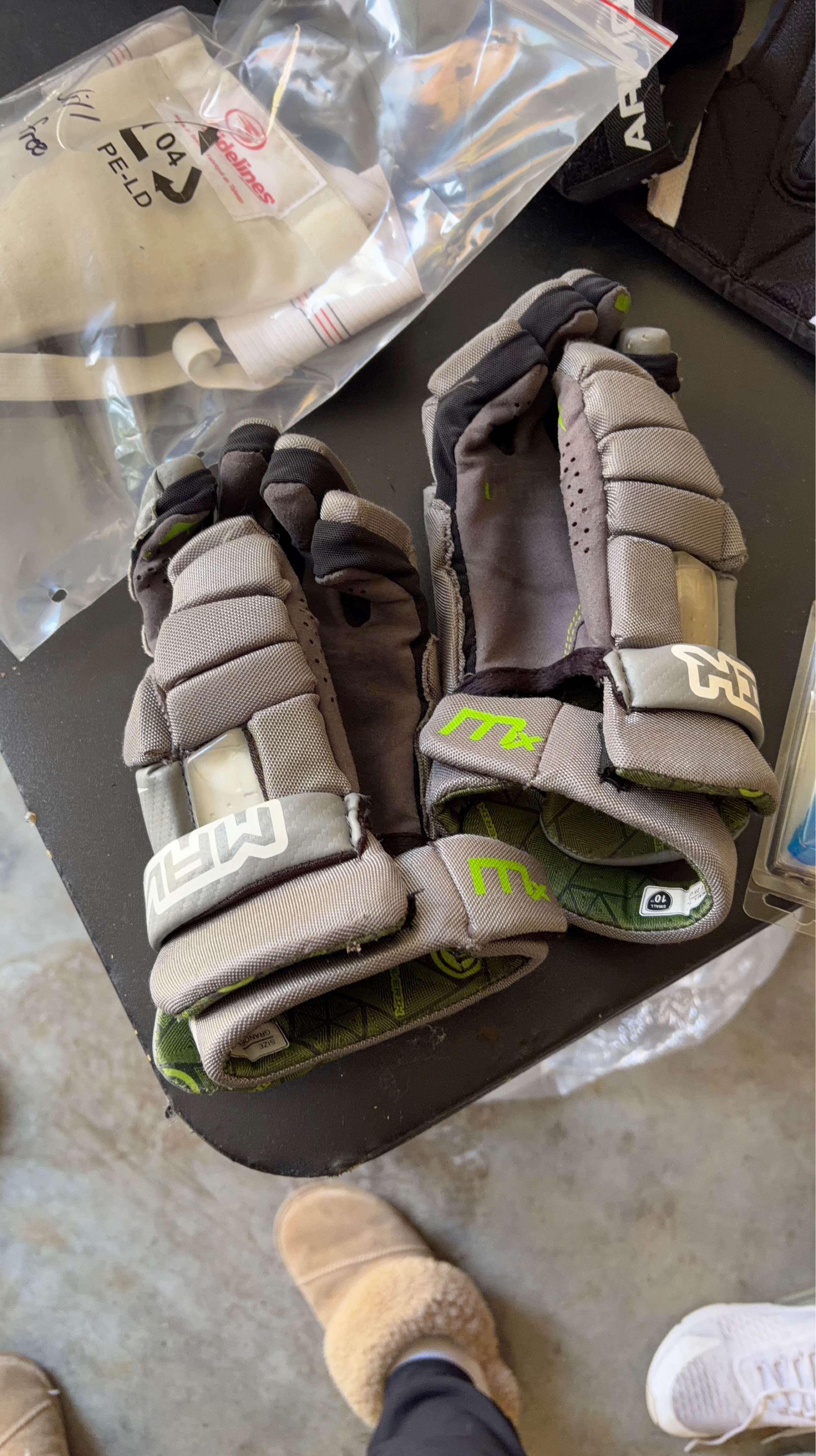 Warrior MX 10" Lacrosse Gloves