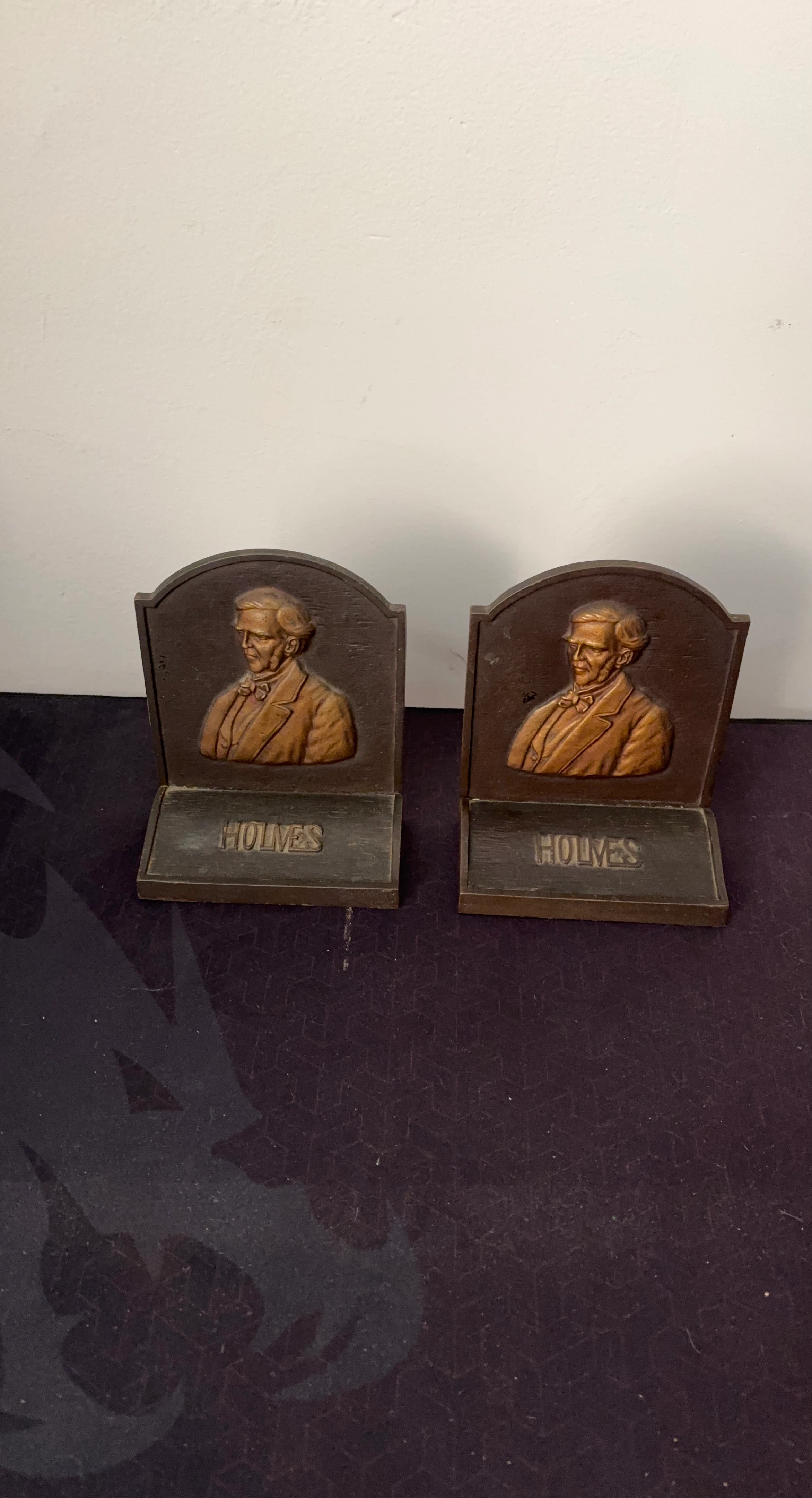 Holmes  Cast Iron Heavy Bookends Set