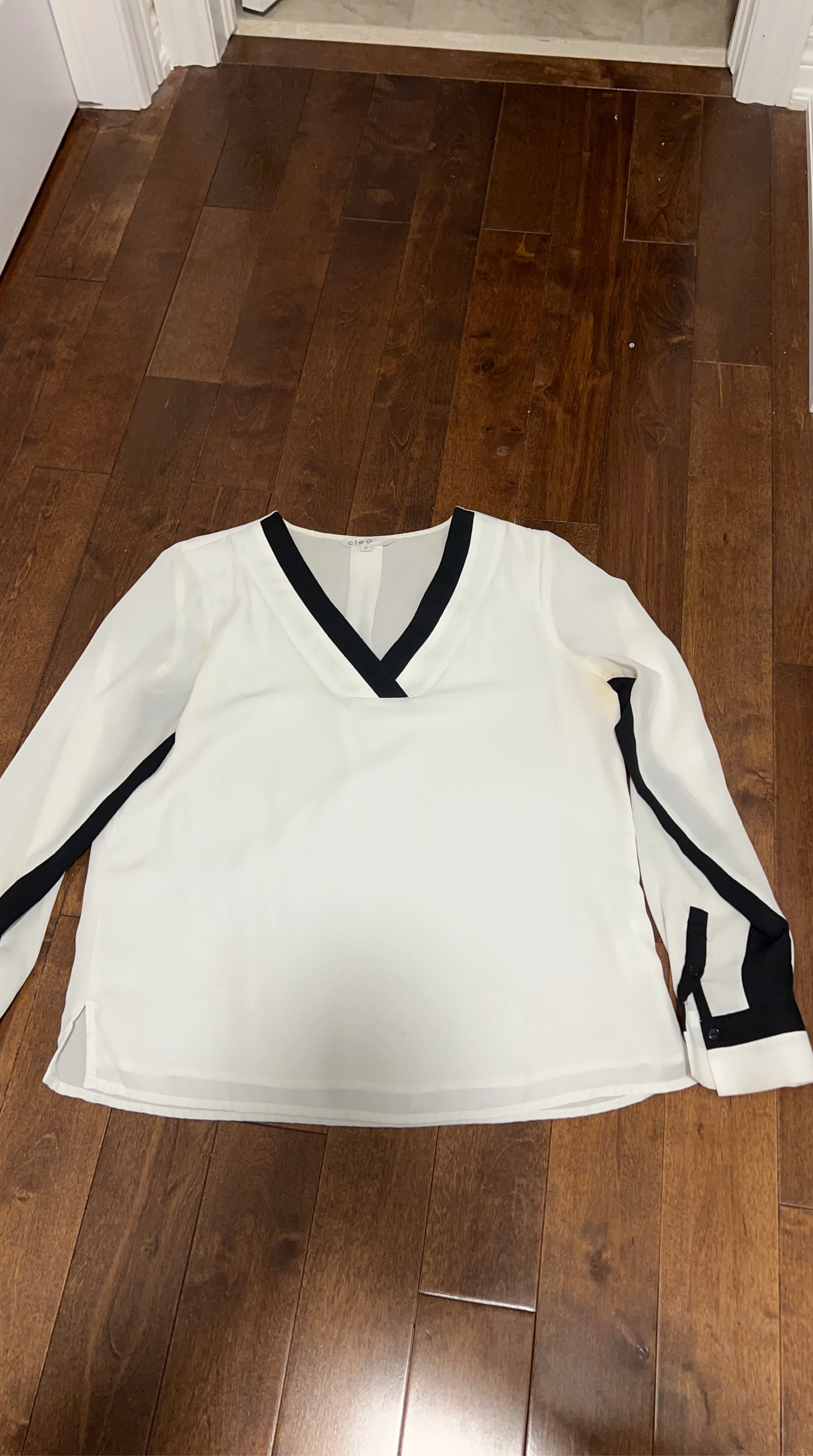 Cleo White and Black V-Neck Blouse