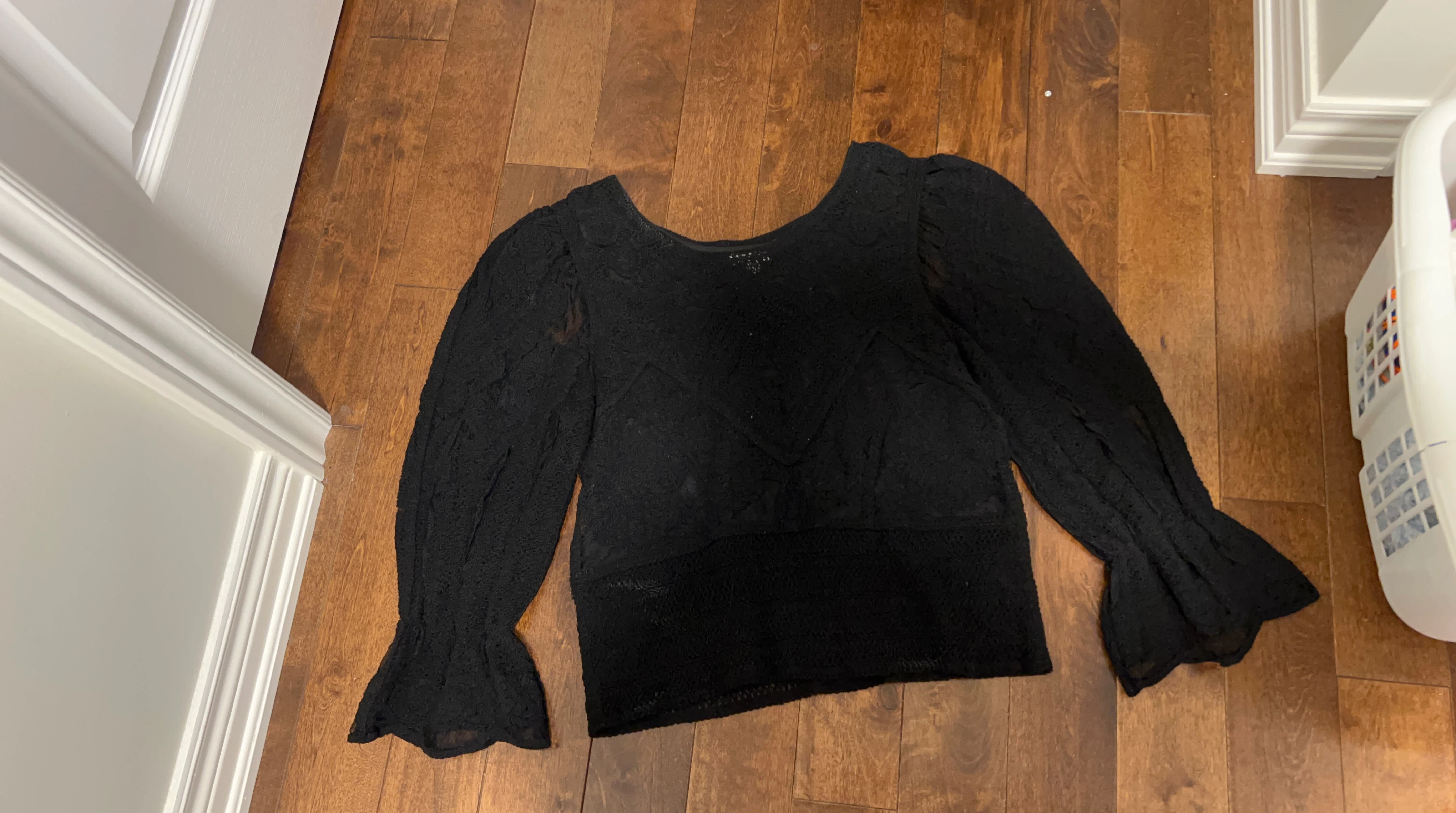 Black Lace Long Sleeve Top