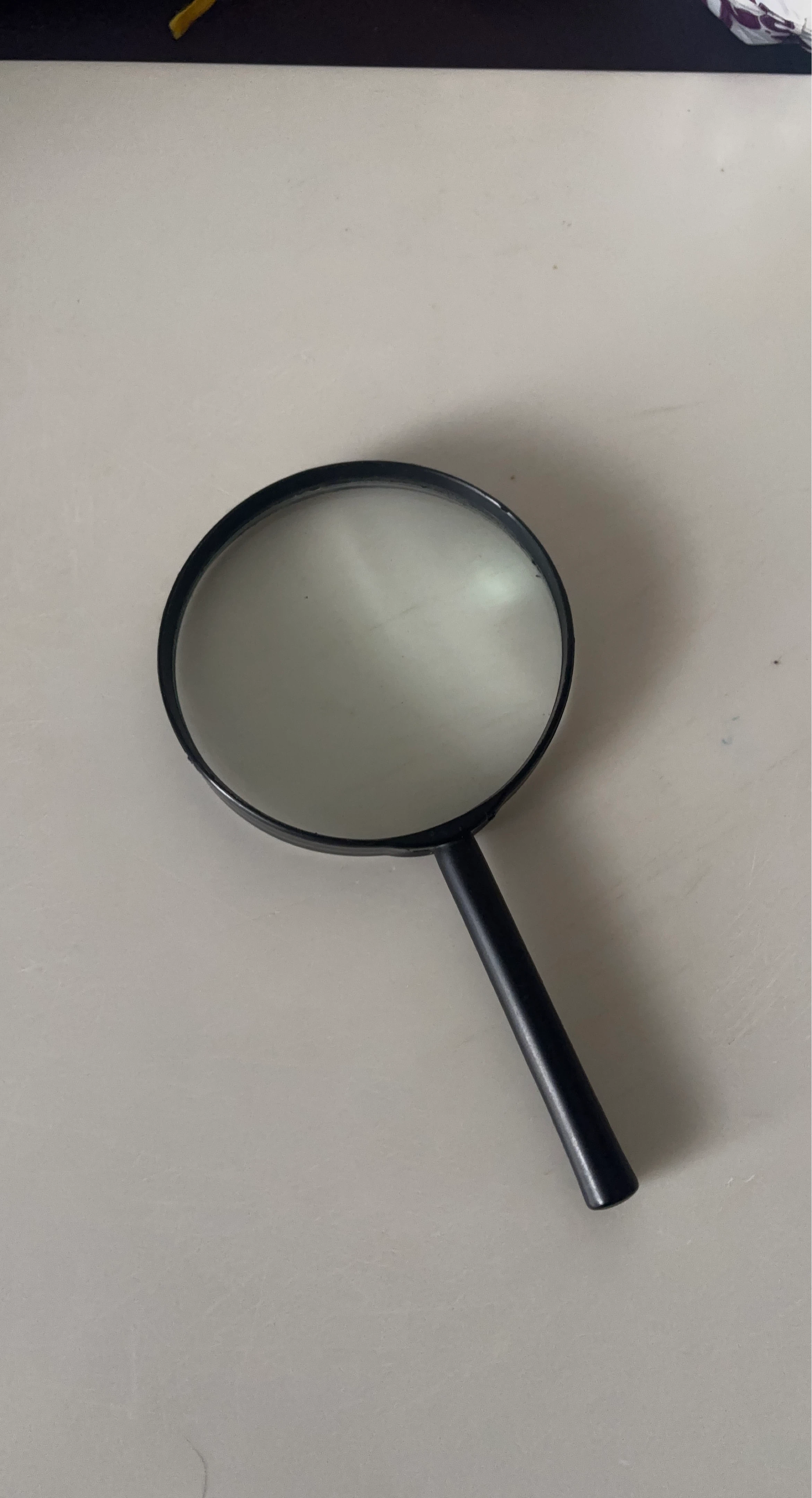 Black Magnifying Glass
