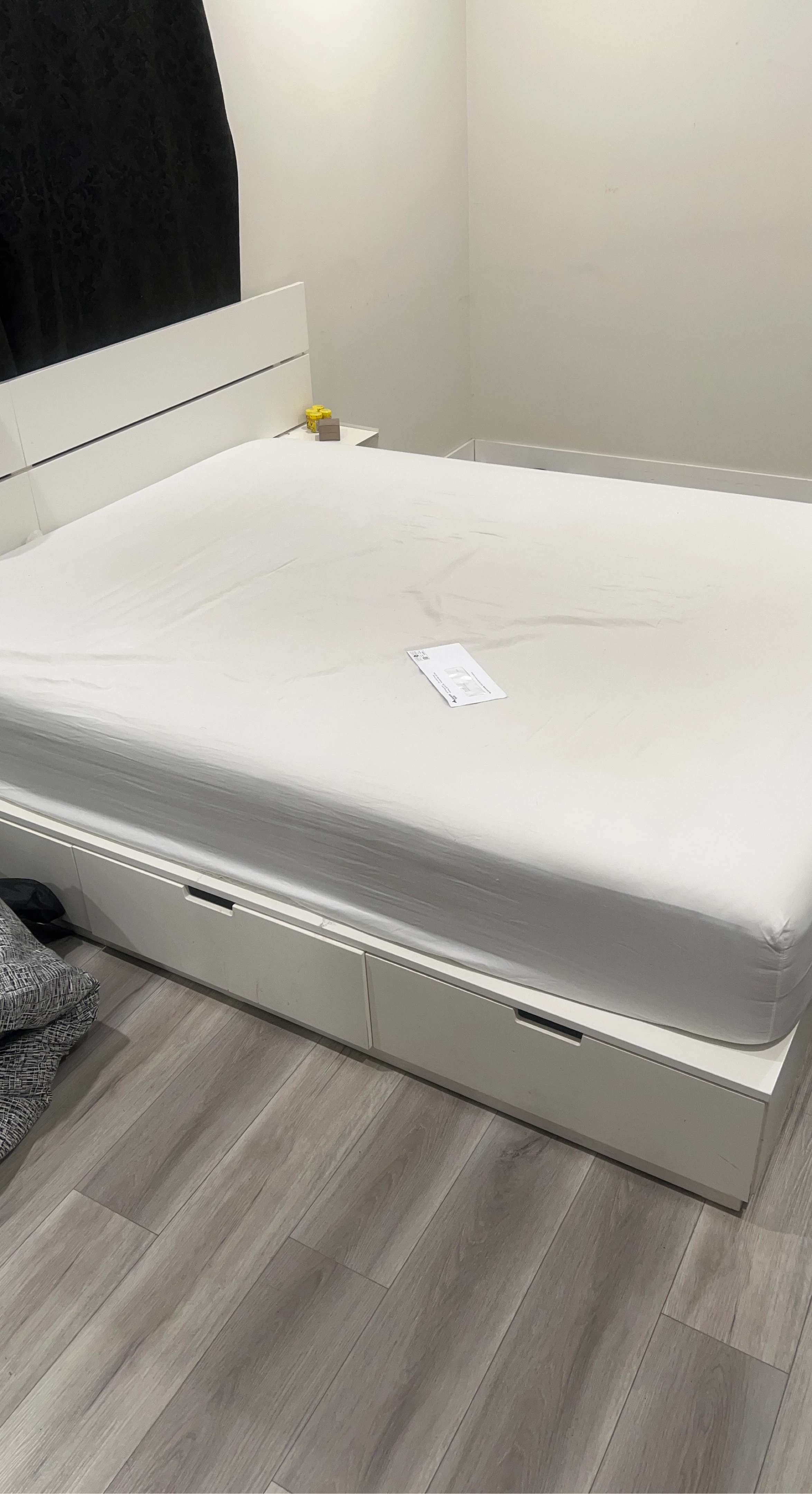 White double mattress with Size Fitted Sheet