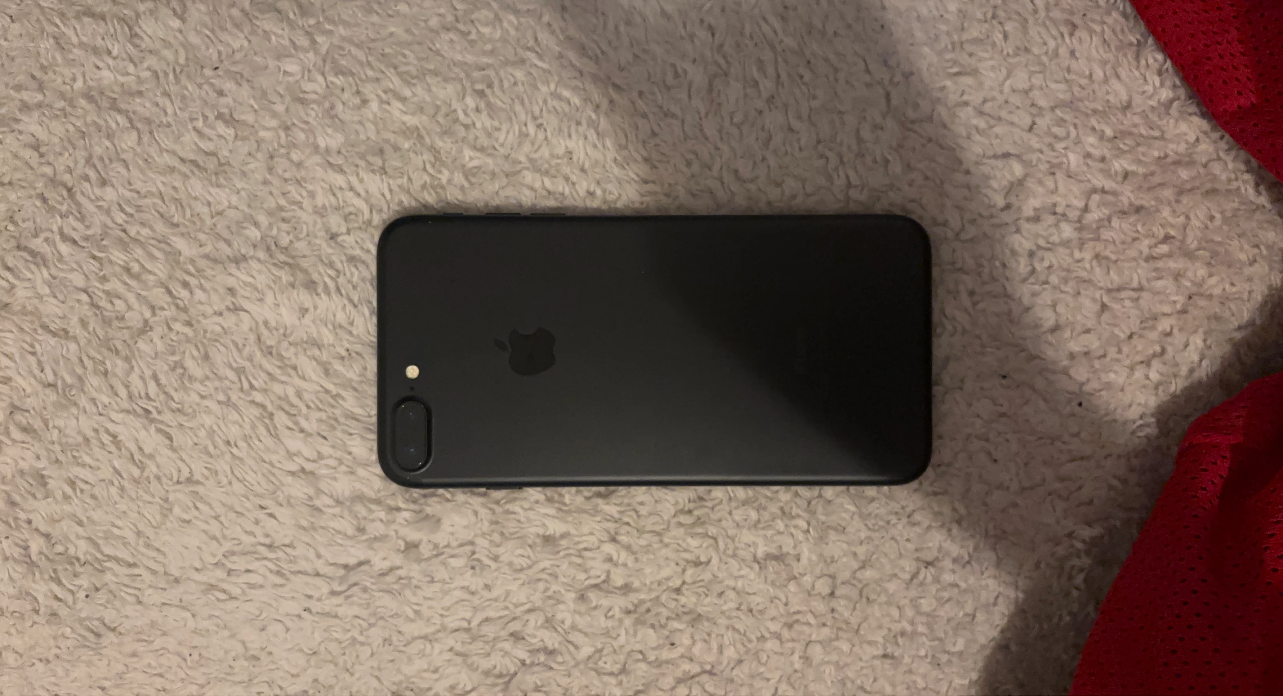 Apple iPhone 7 Plus - Black