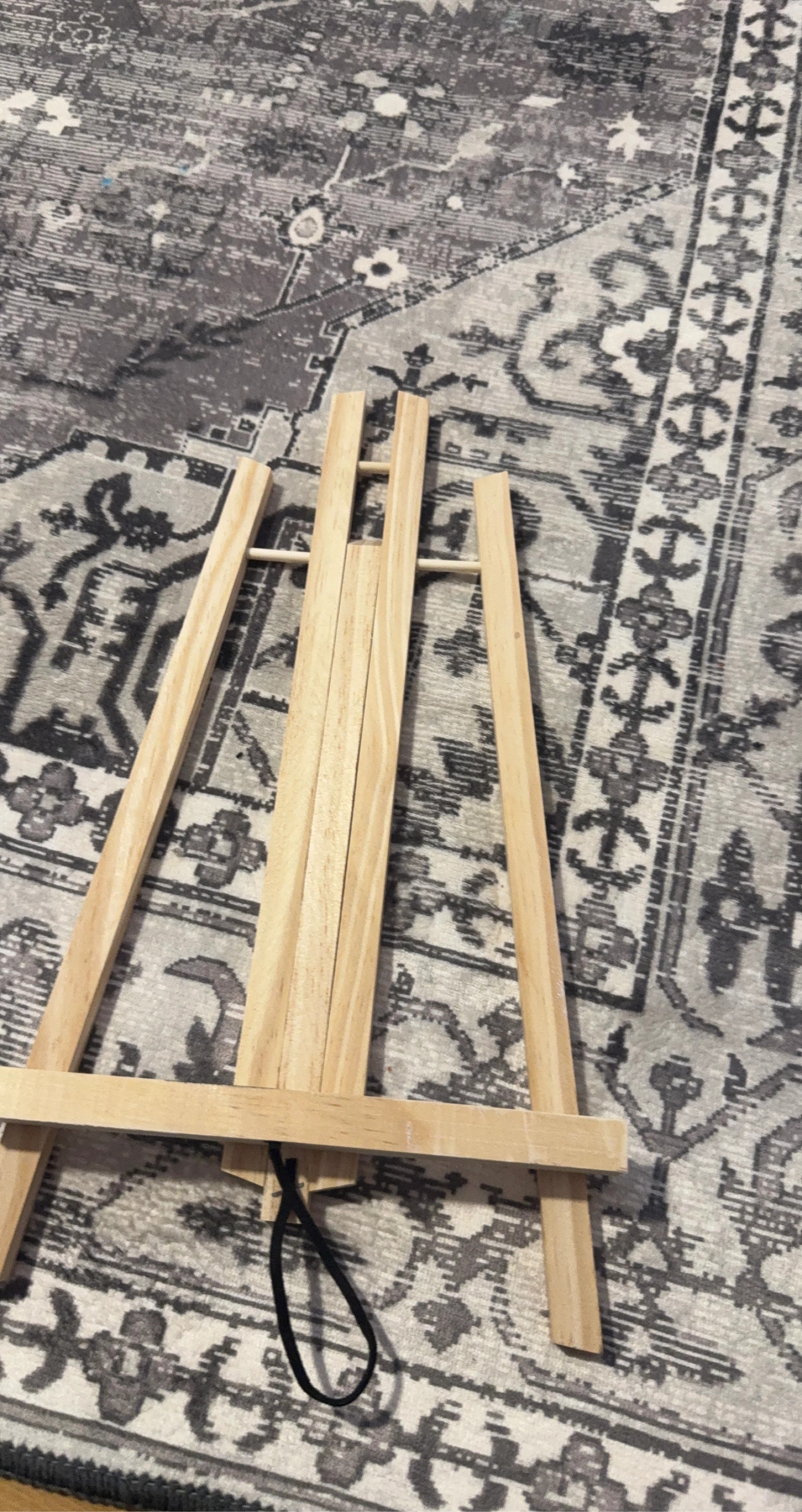 Wooden Tabletop Easel