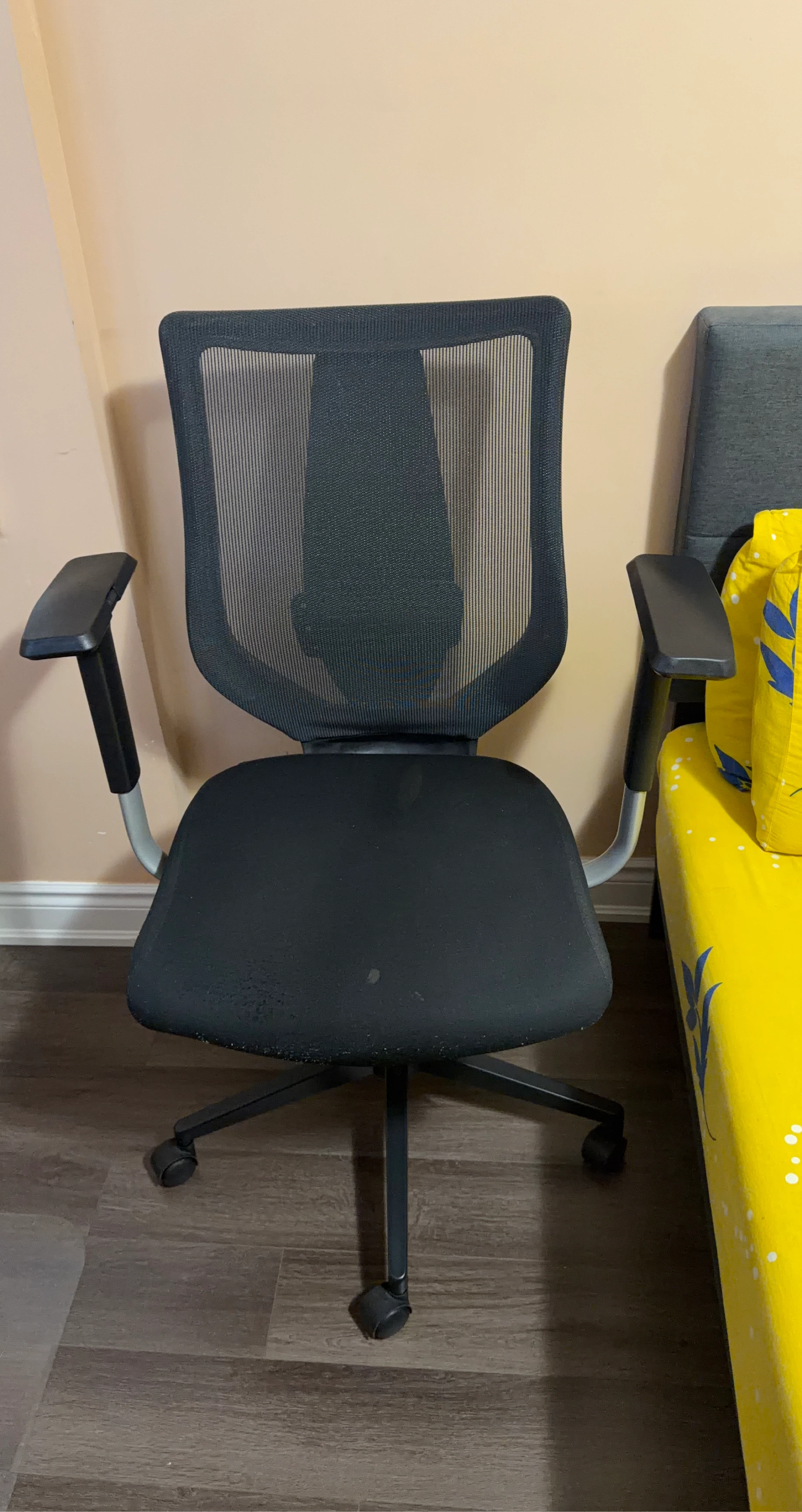 Black Mesh Office Chair