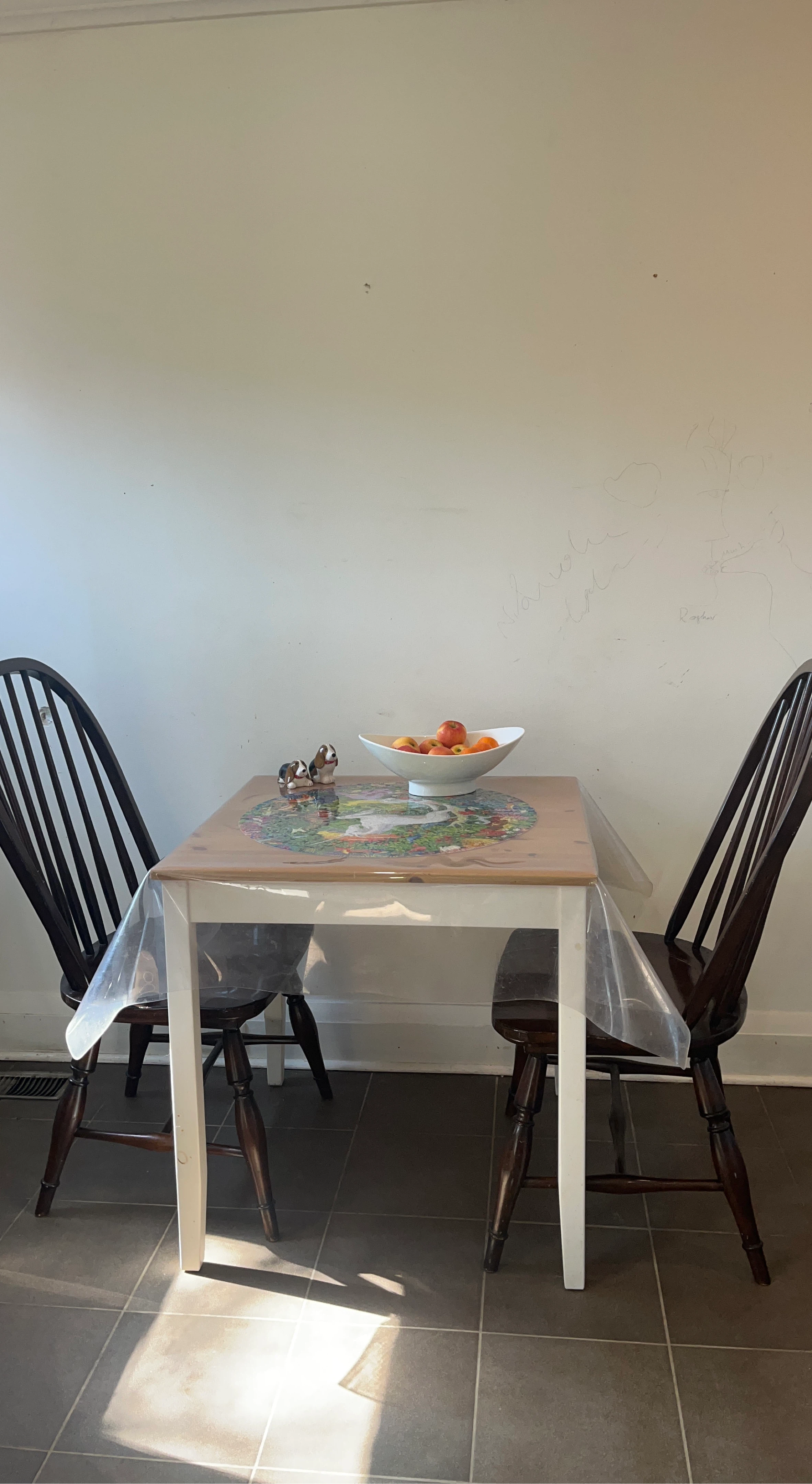 Compact Dining Table with Two Chairs Move out sale! - photo 2