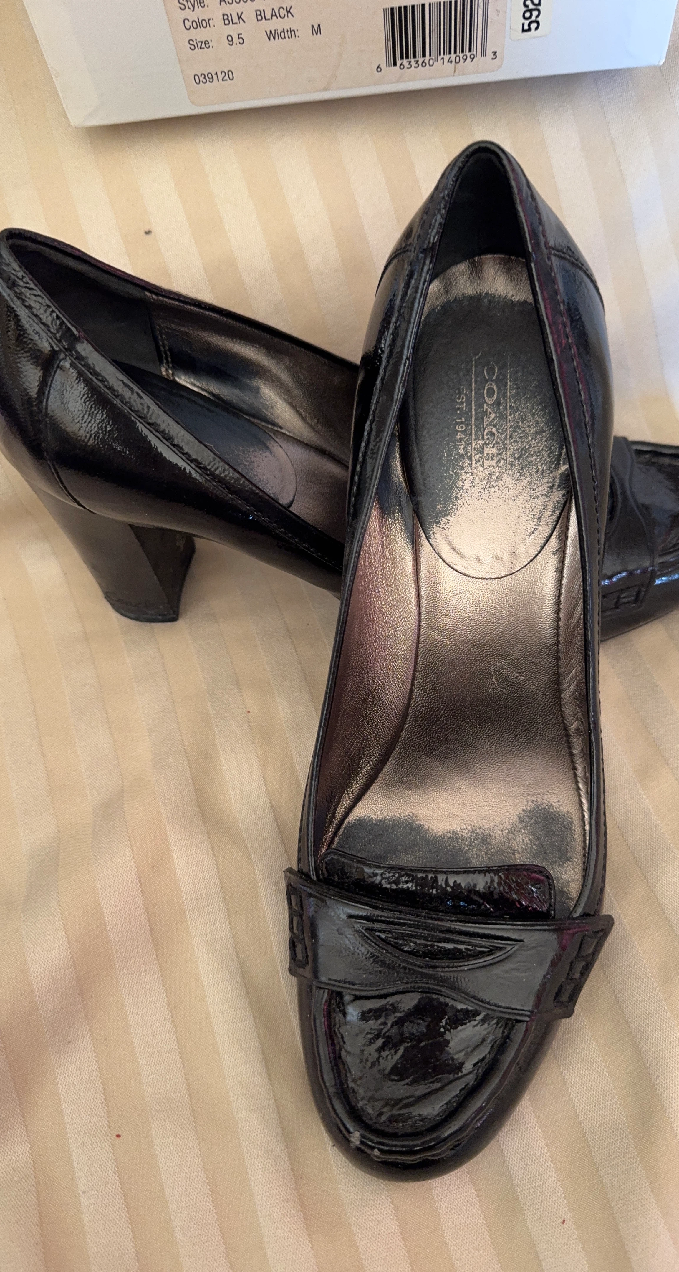 COACH Paulina Crinkle Patent Heels Black Size 9.5