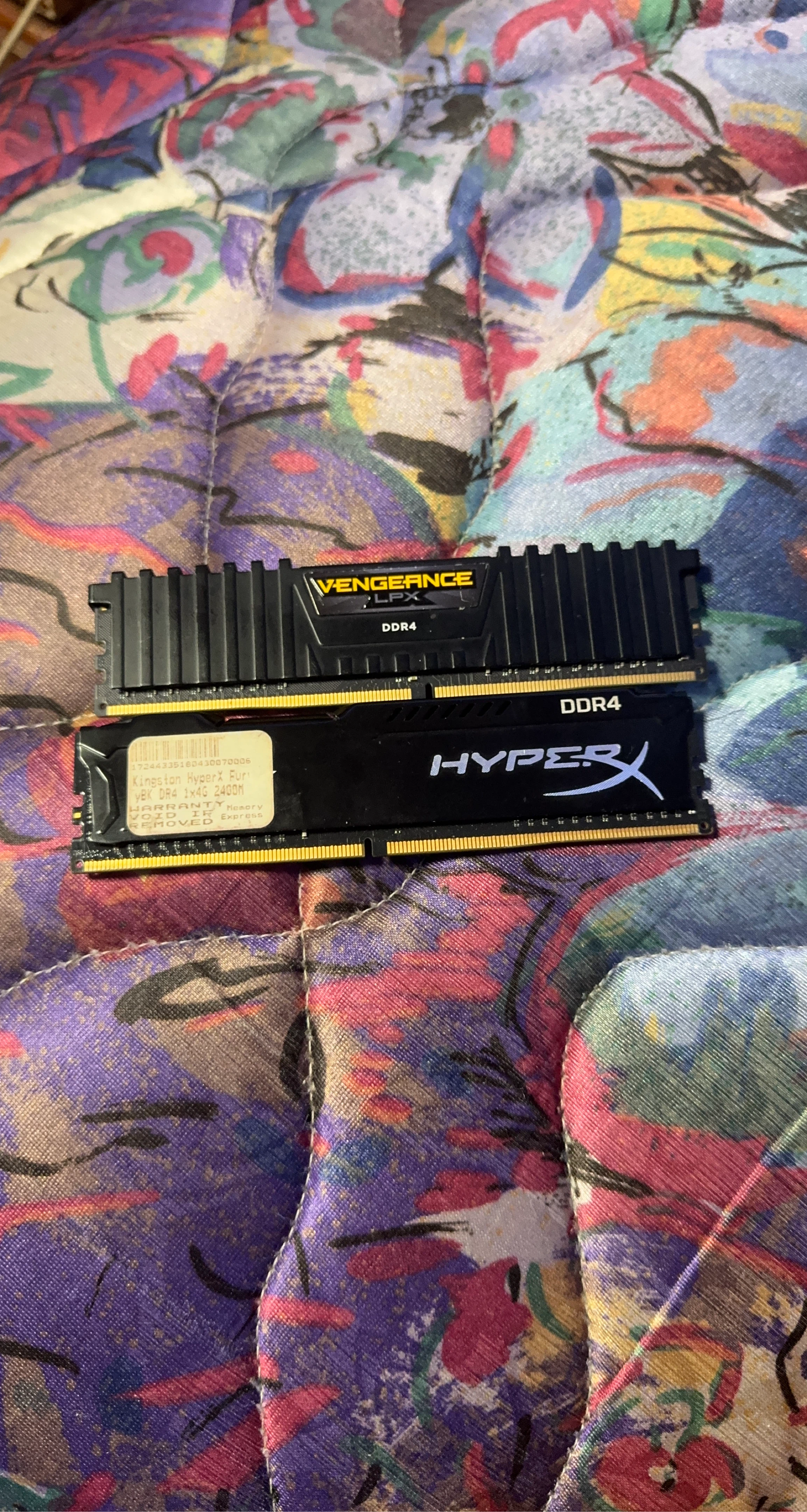 Corsair Vengeance LPX & HyperX Fury DDR4 RAM Sticks