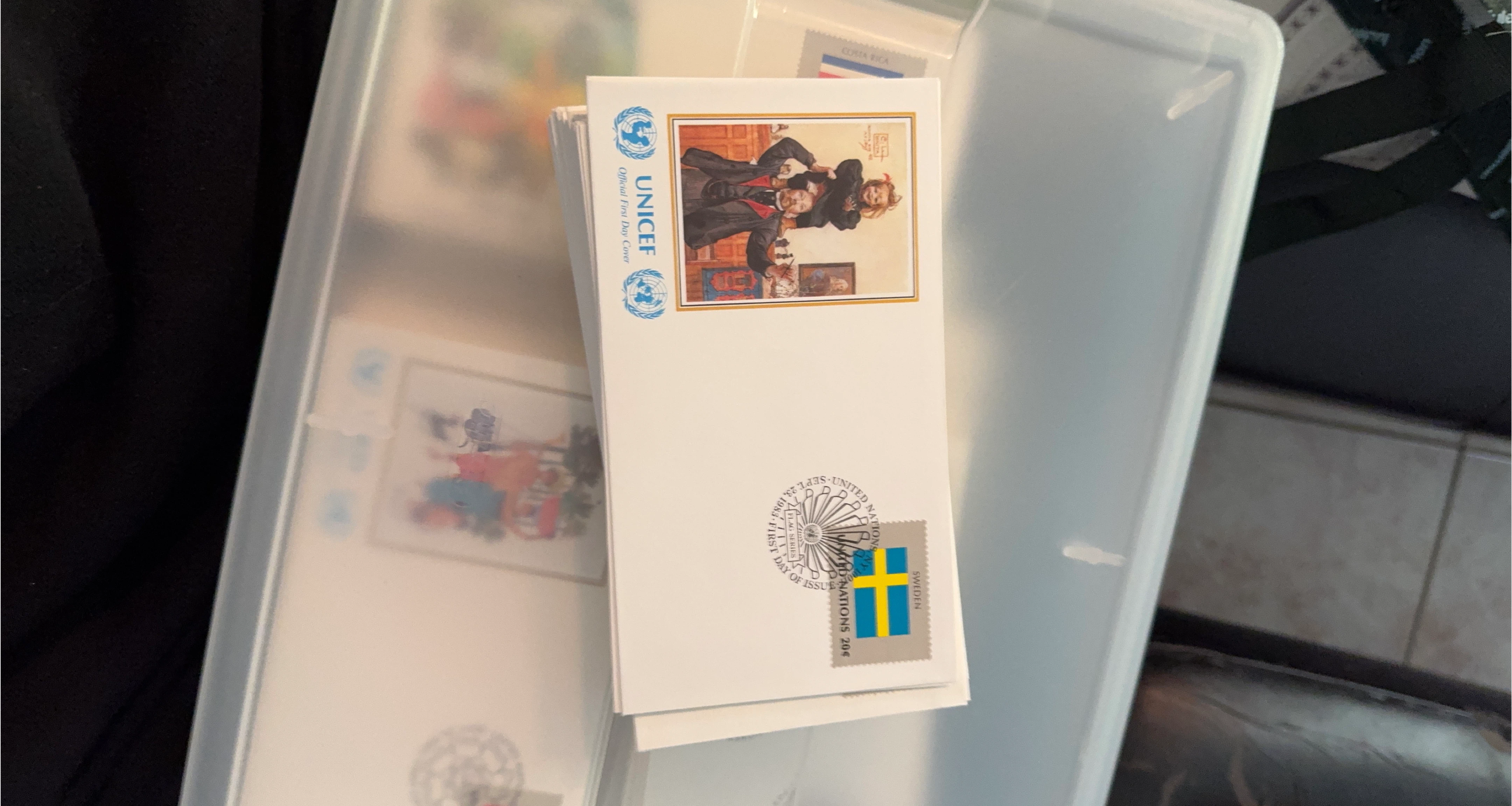 UNICEF Official First Day Cover - Sweden Stamp 1983