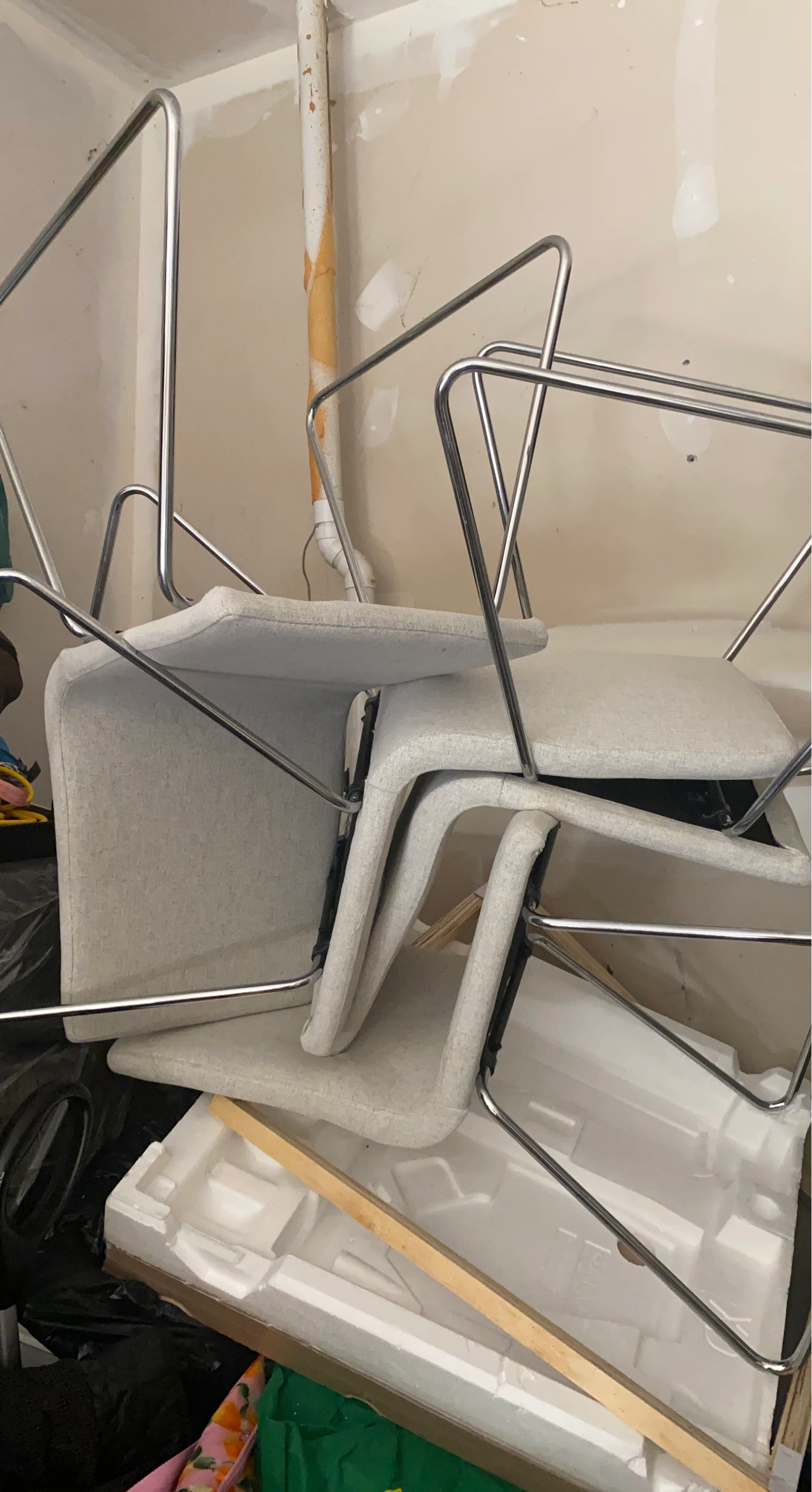 Set of 4 light grey upholstered dining chairs