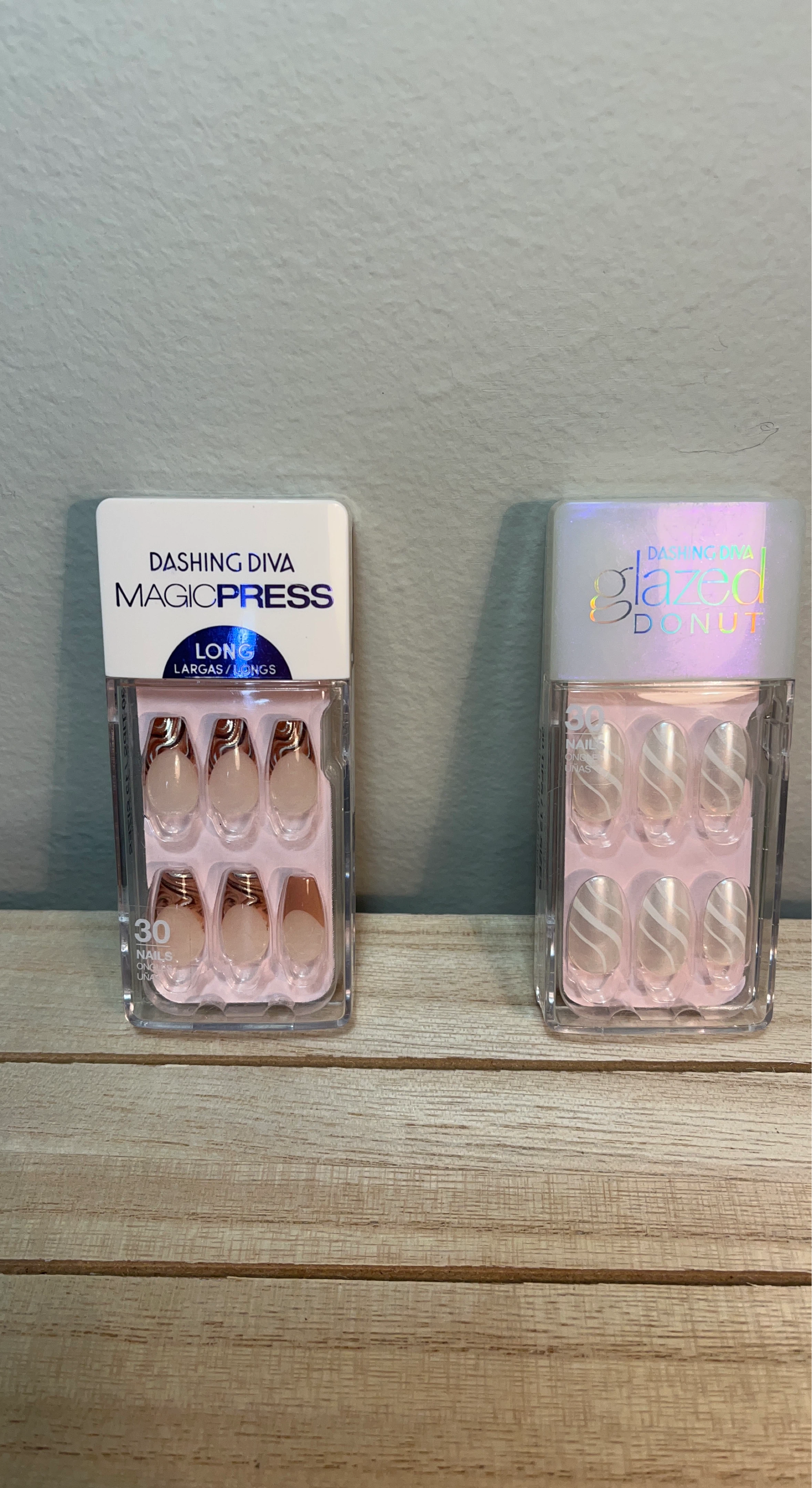 Press-On Nails (2 Sets)