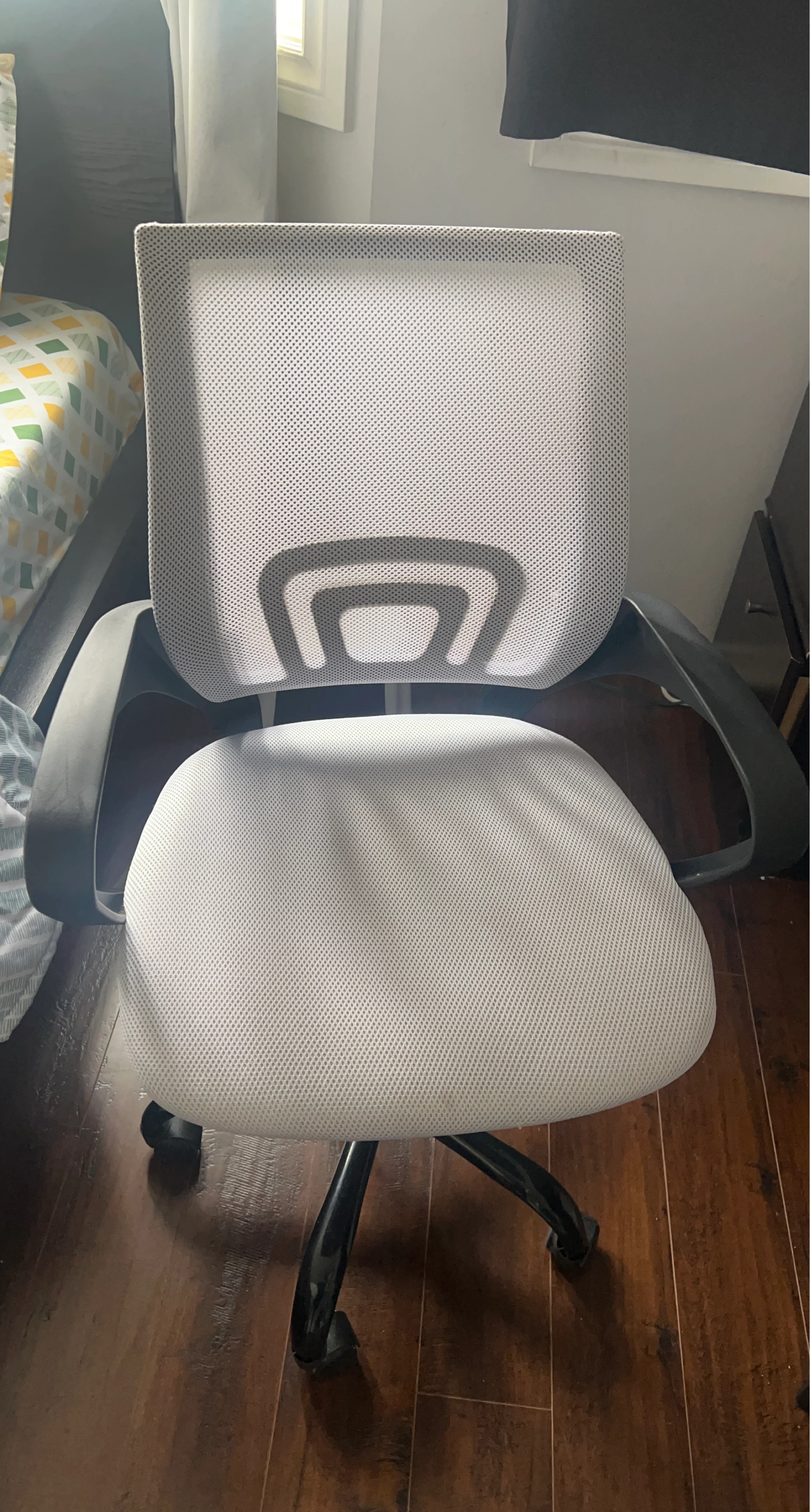 White Mesh Office Chair
