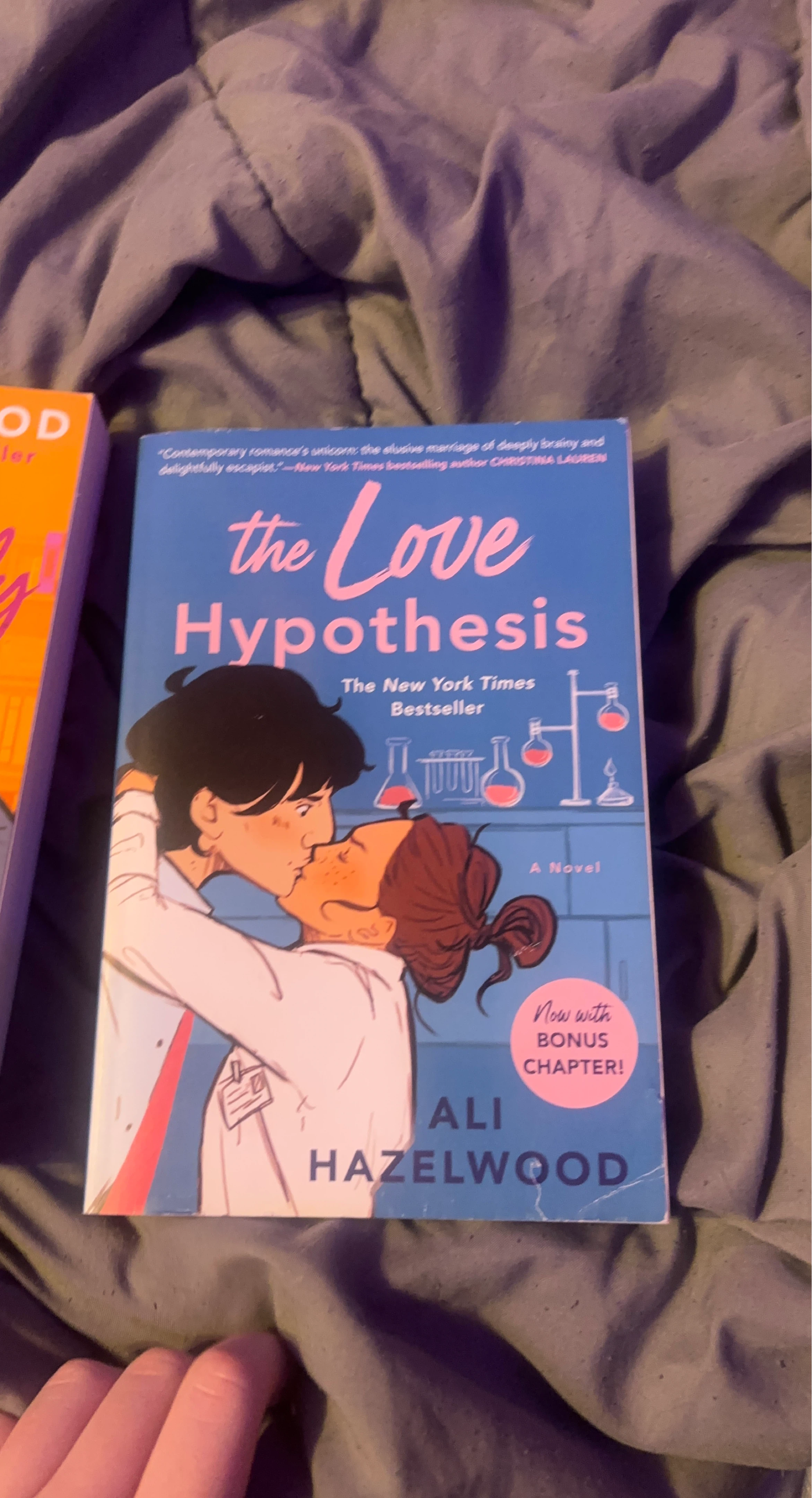 The Love Hypothesis by Ali Hazelwood Novel