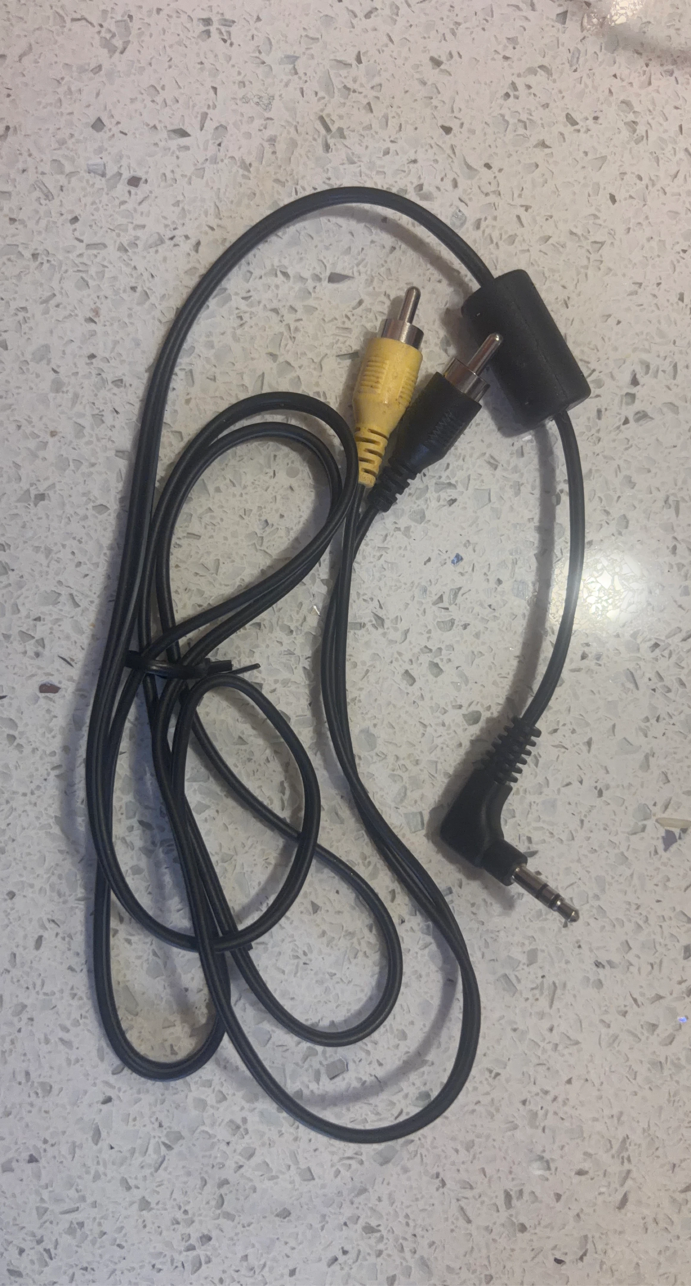 3.5mm to RCA AV Audio Video Cable