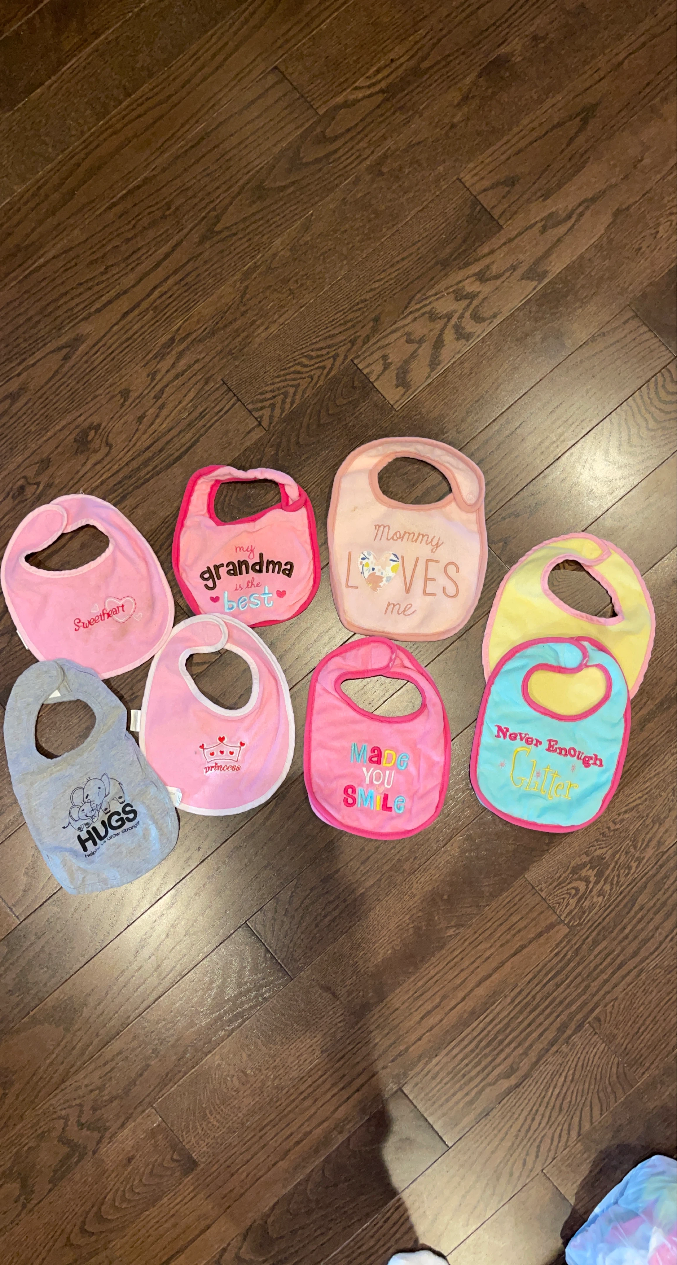 Baby Bibs - Set of 7 🌱