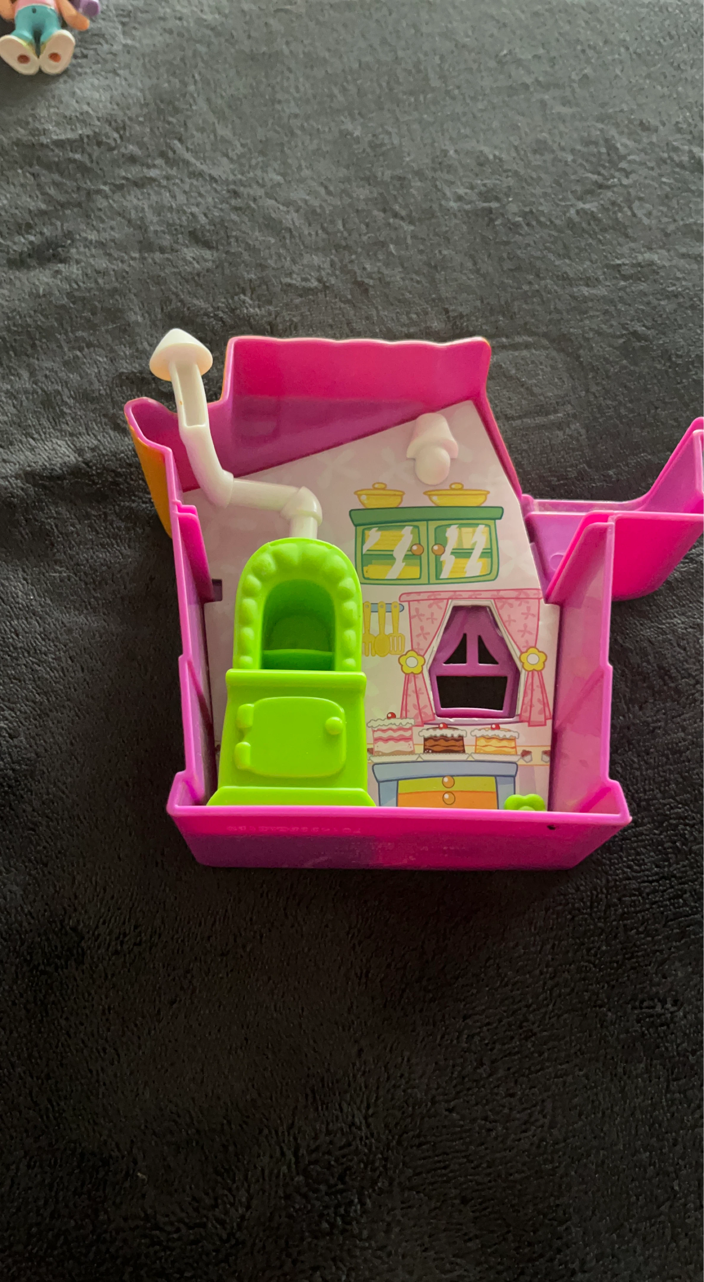 Polly Pocket Kitchen Playset