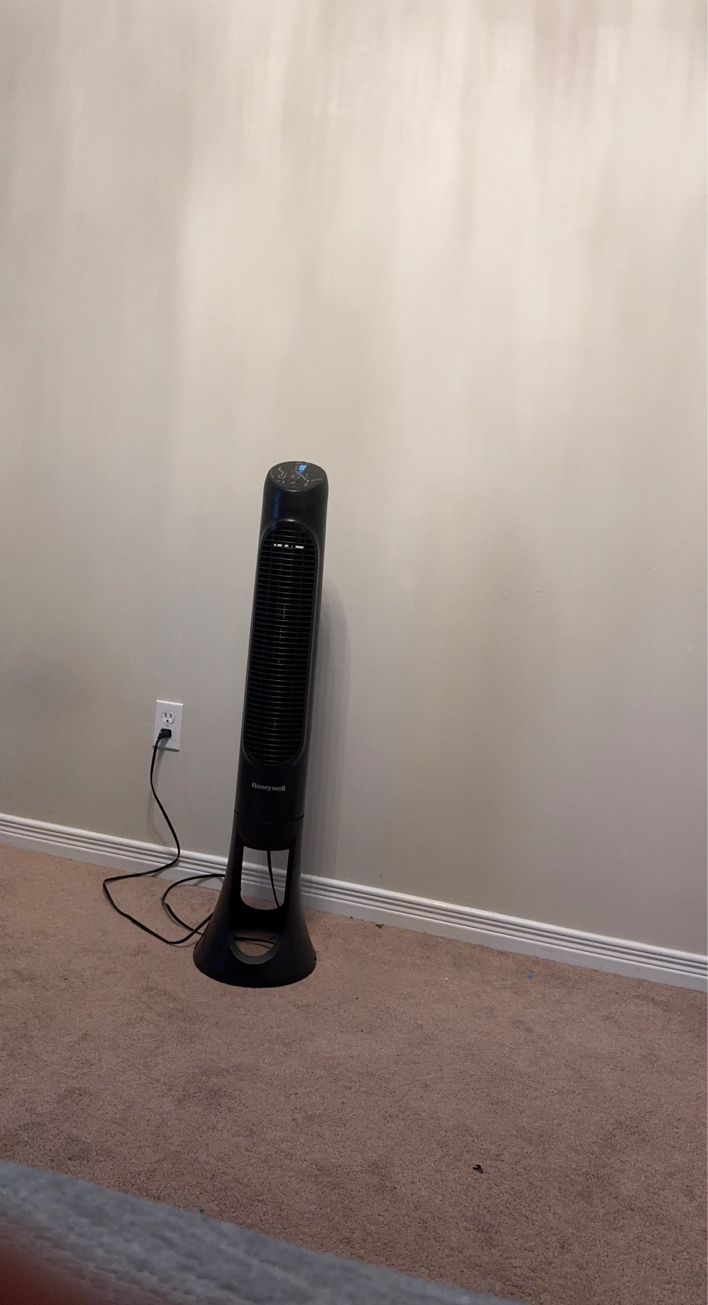 Honeywell Black Tower Fan