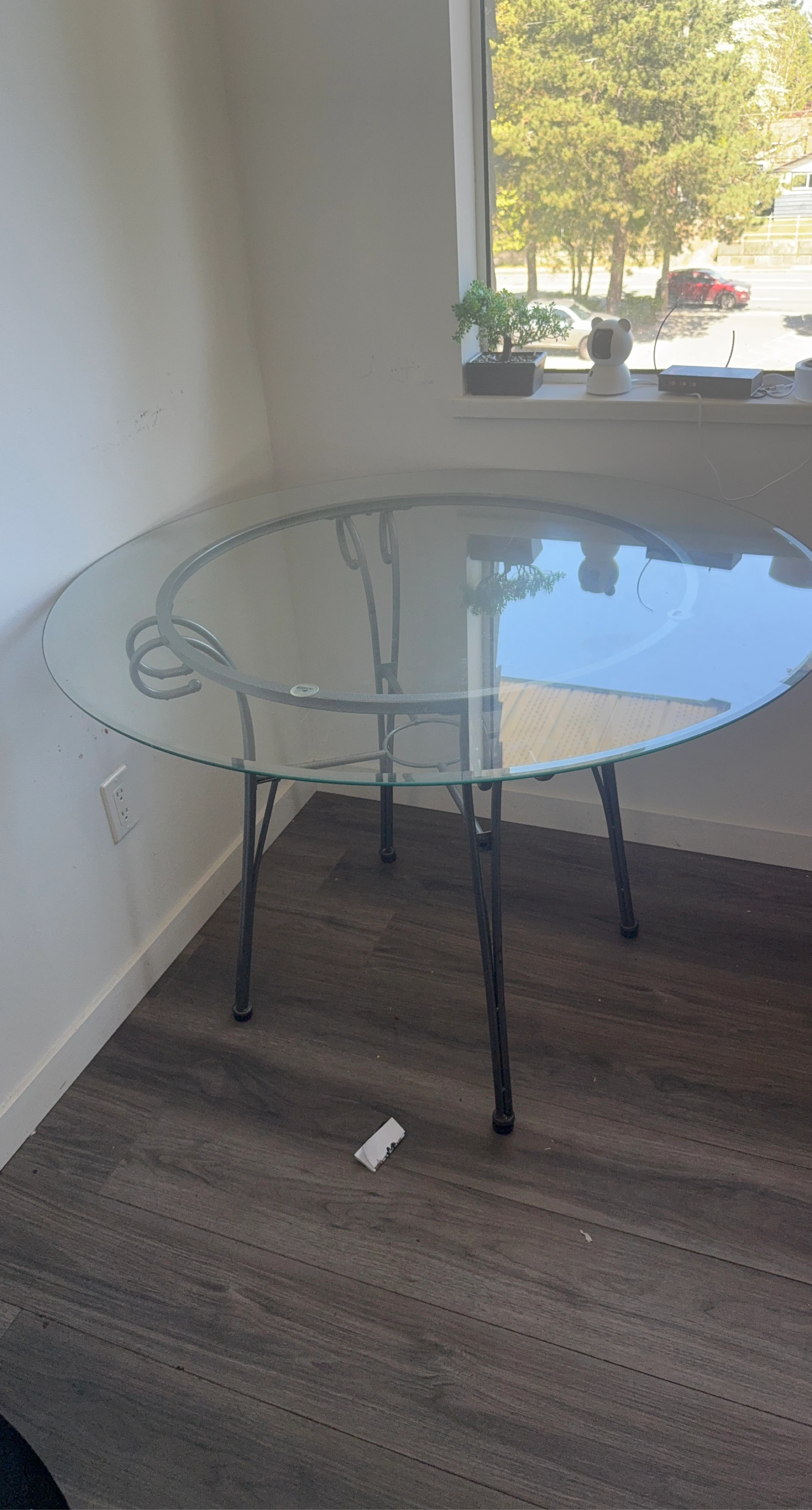 Glass Top Round Dining Table