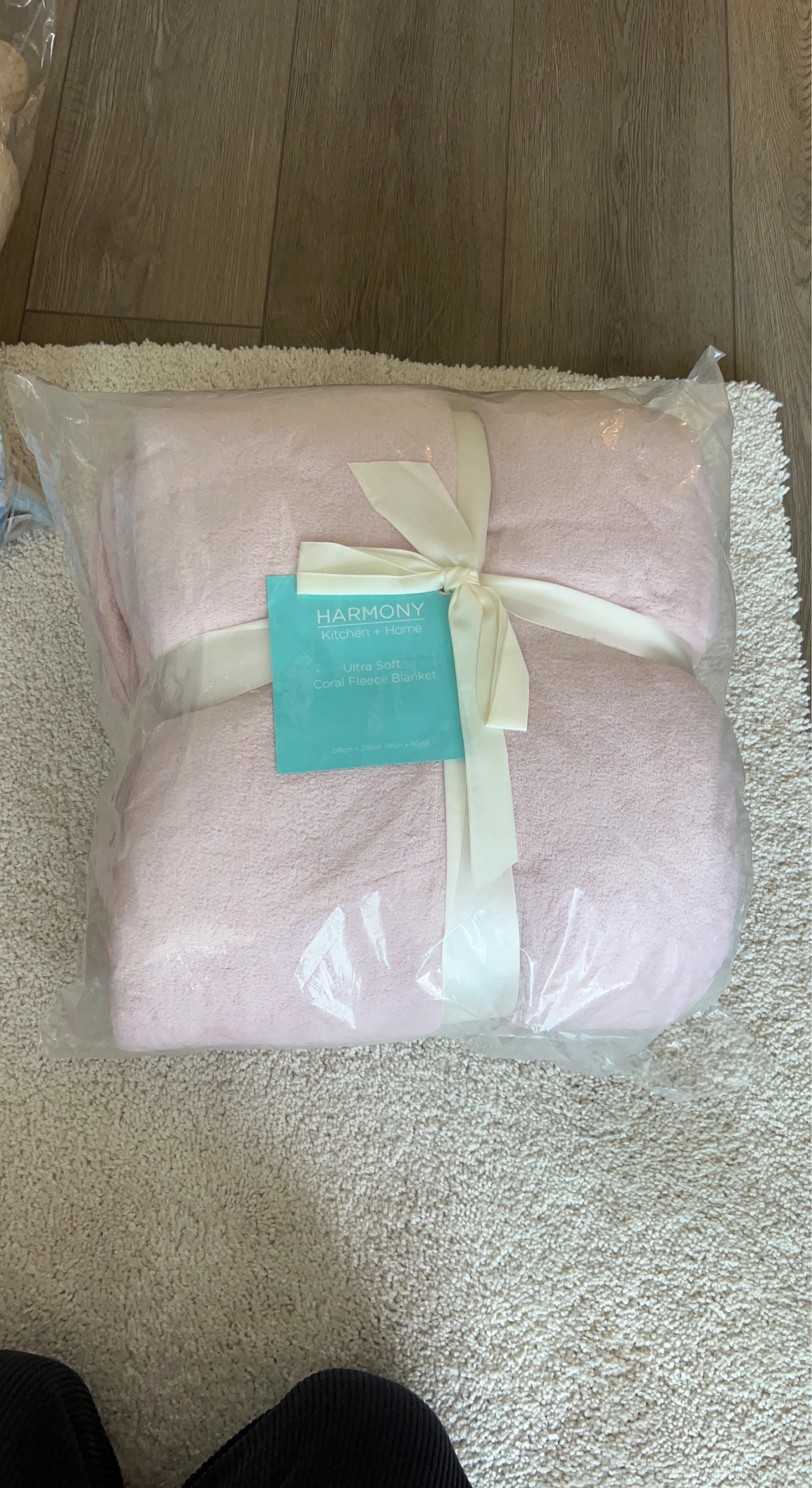 Harmony Kitchen + Home Ultra Soft Coral Fleece Blanket