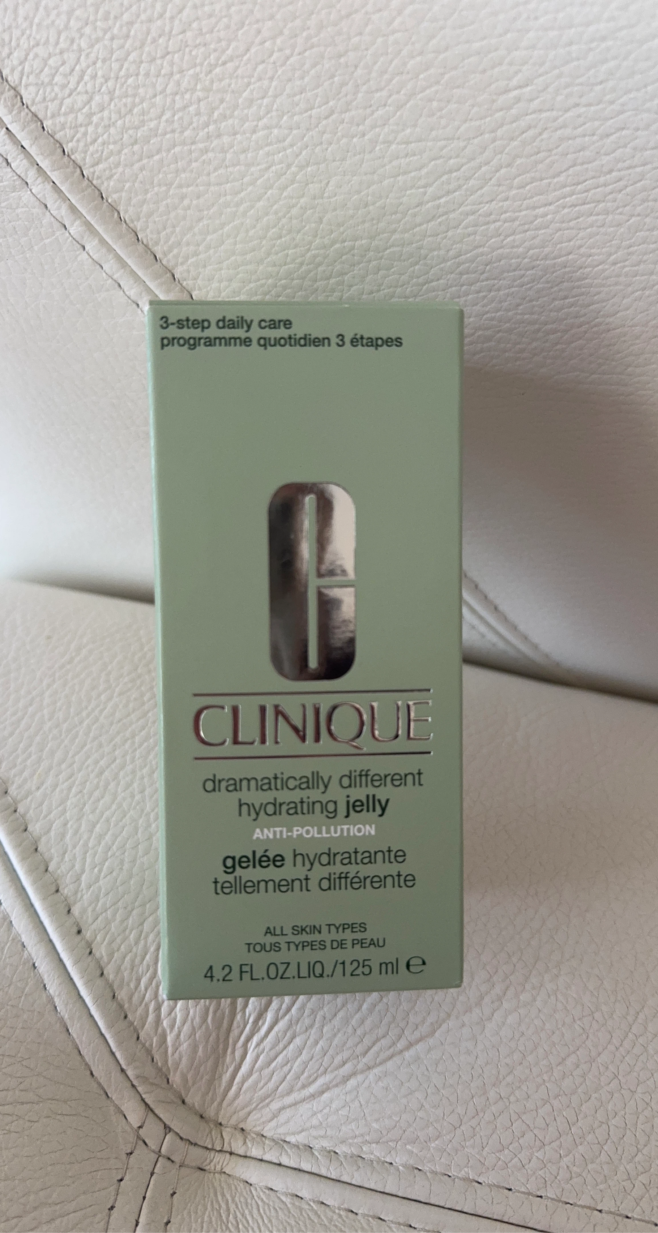 Clinique Dramatically Different Hydrating Jelly 125ml