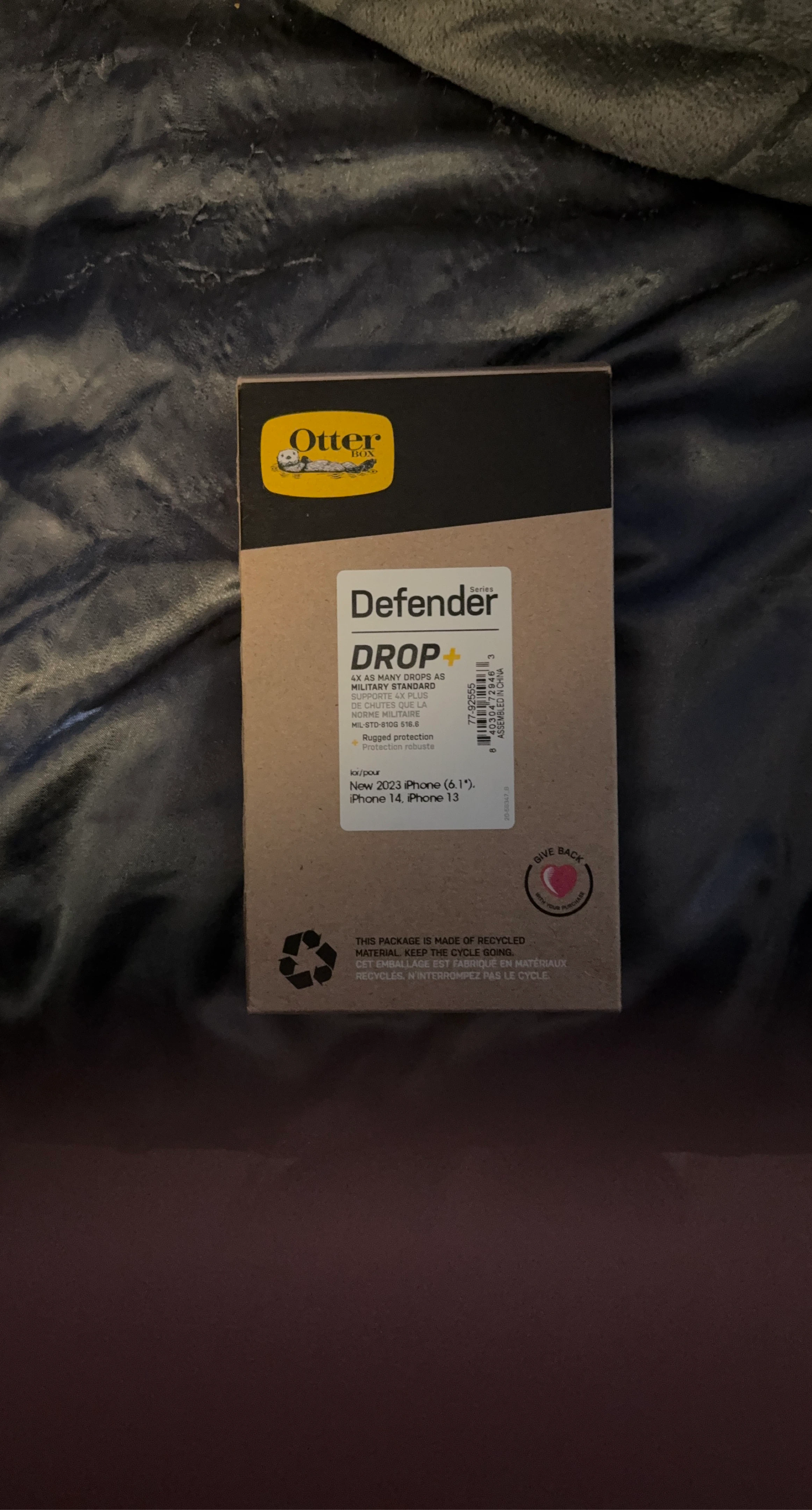 OtterBox Defender Series Case for iPhone 14/13 (6.1")