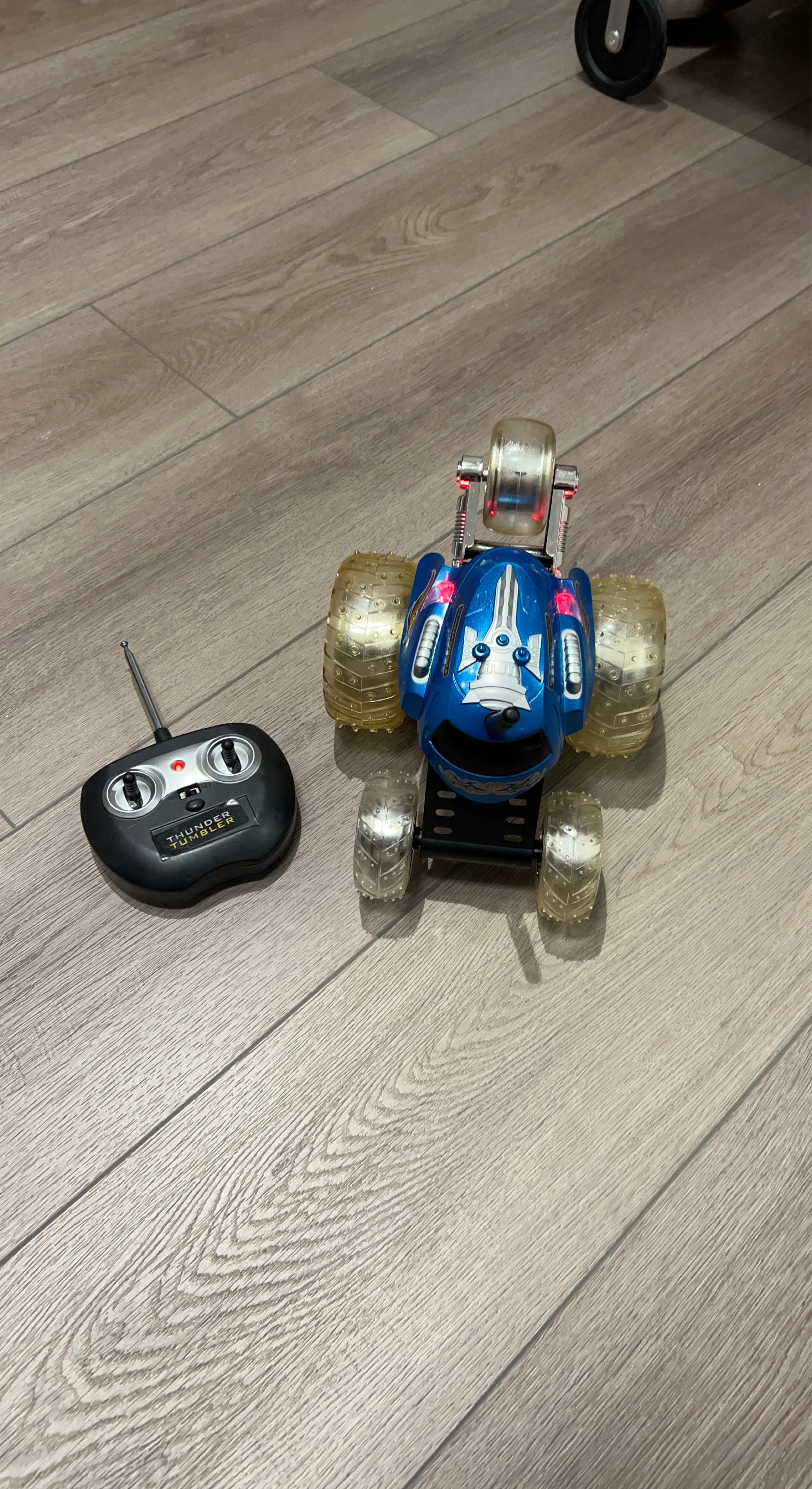 Blue Thunder Tumbler RC Stunt Car with Remote