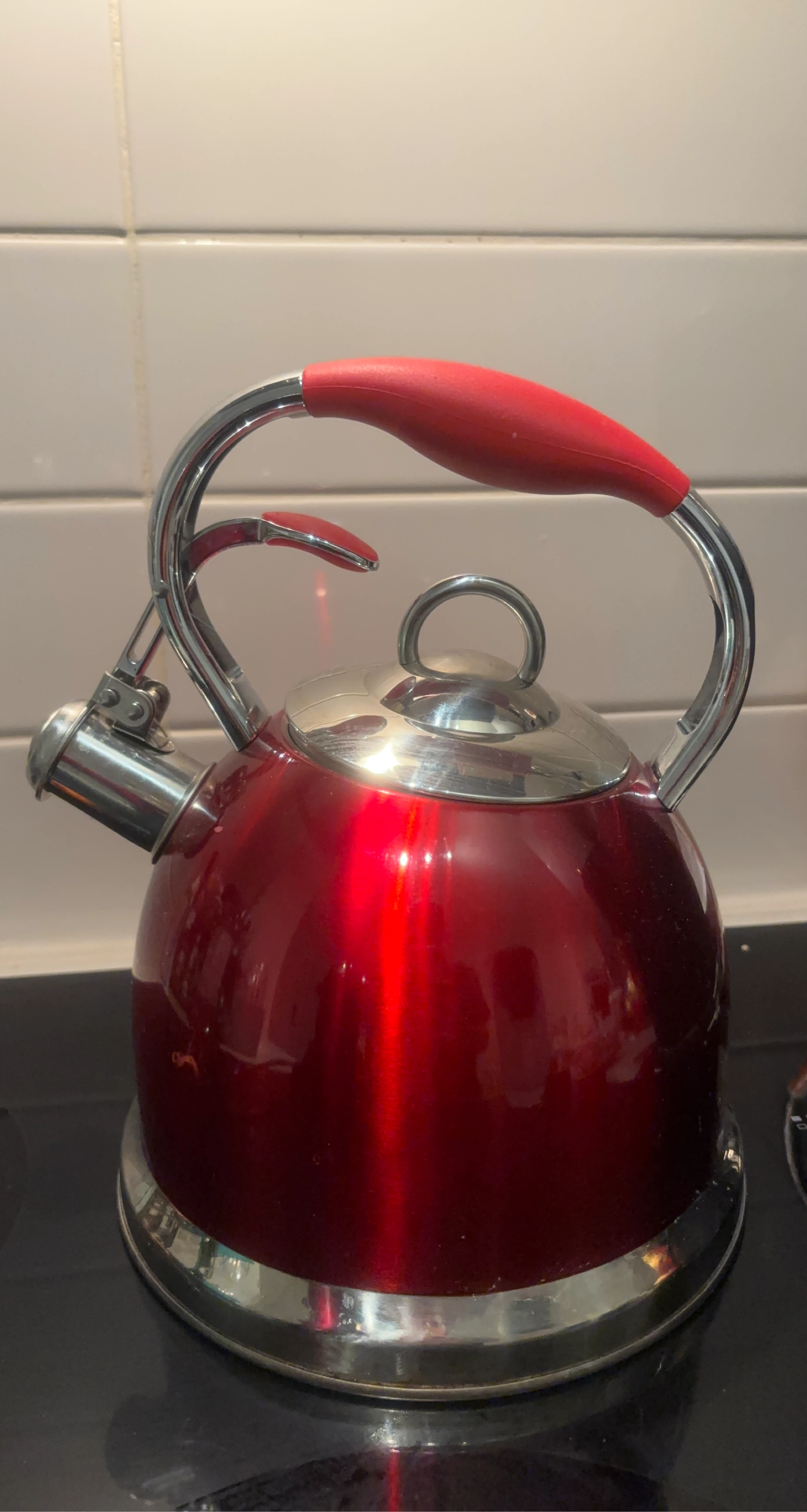 Red Stainless Steel Whistling Kettle