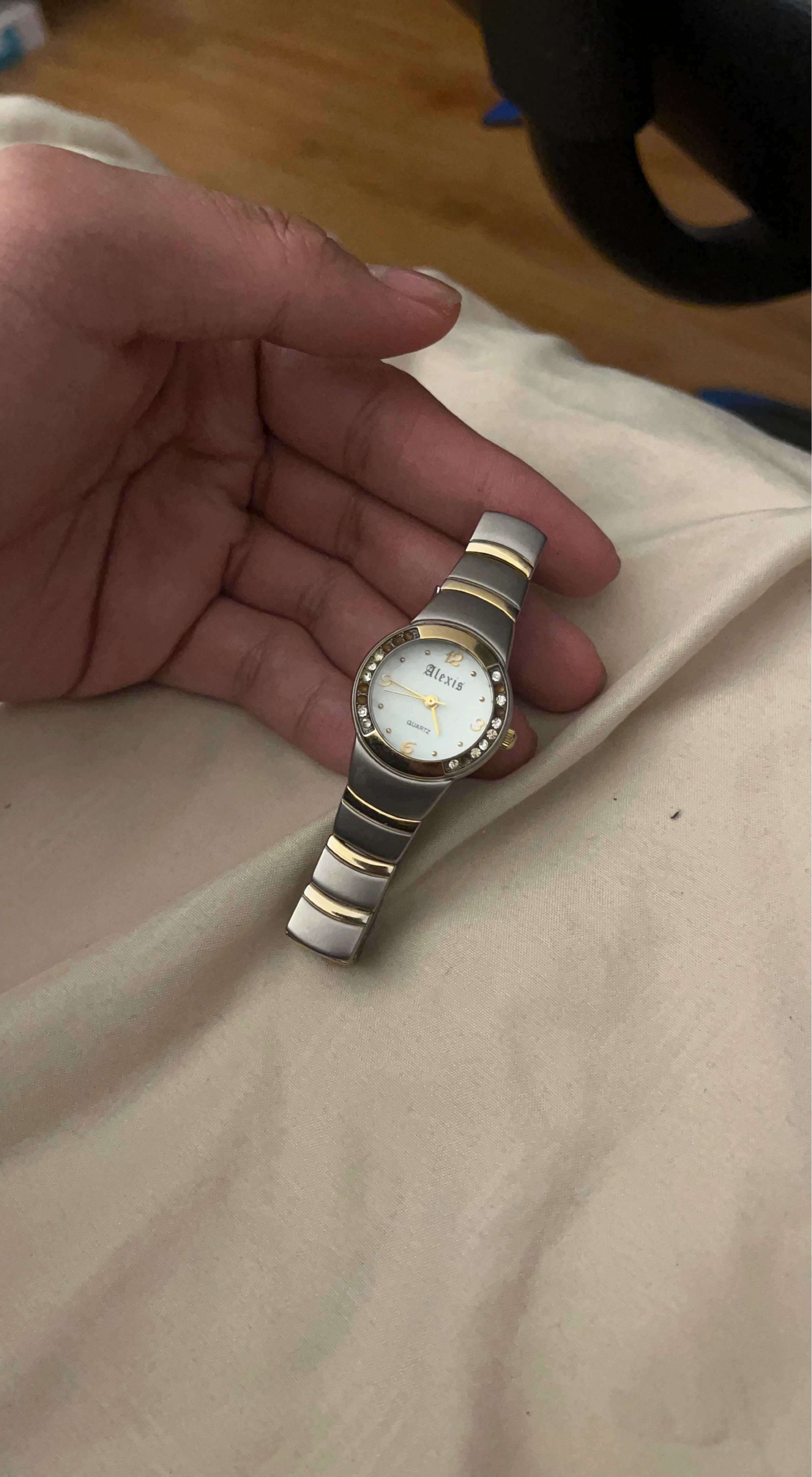 Alexis Quartz Women's Watch
