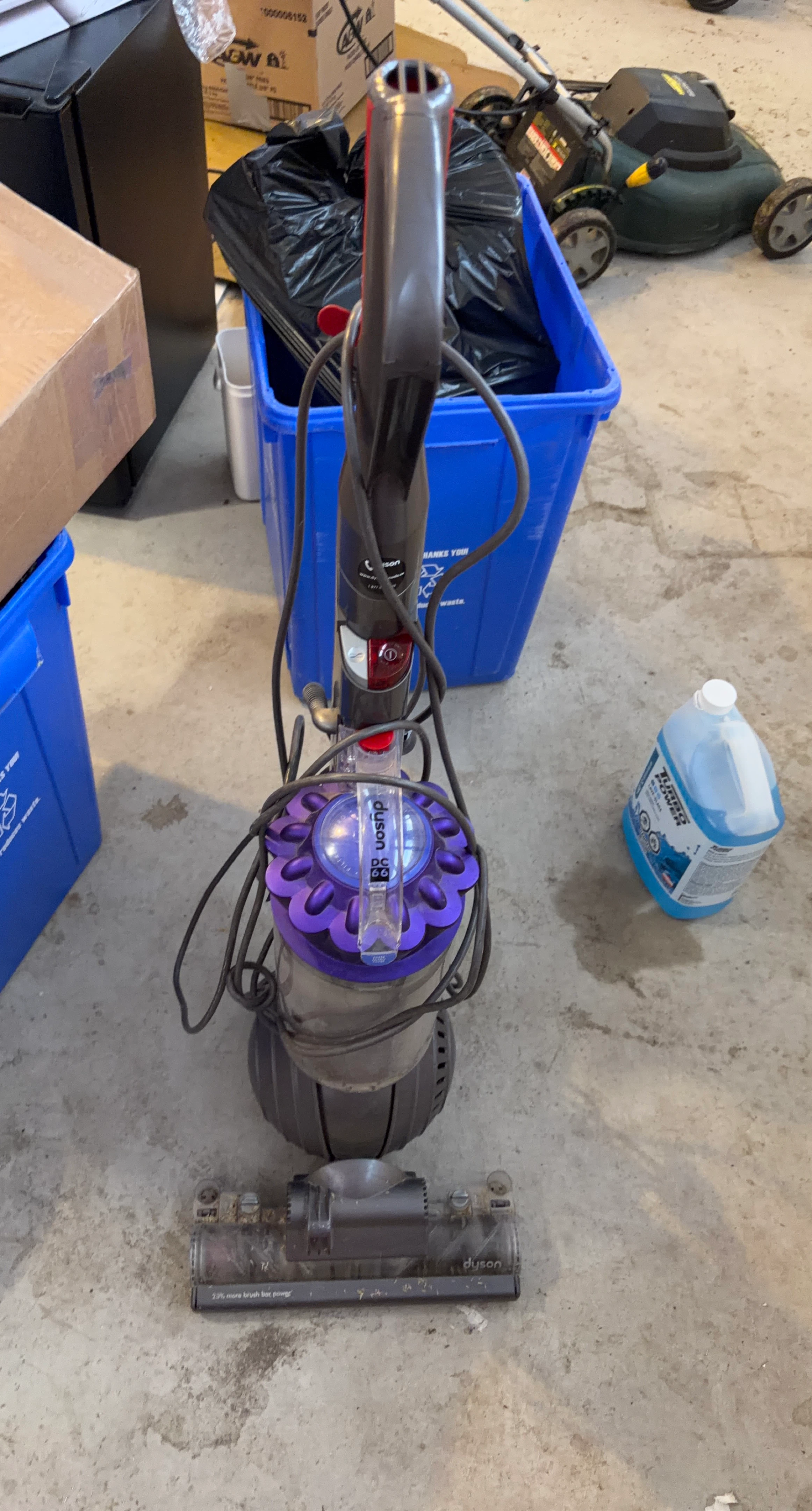Dyson DC66 Vacuum Cleaner