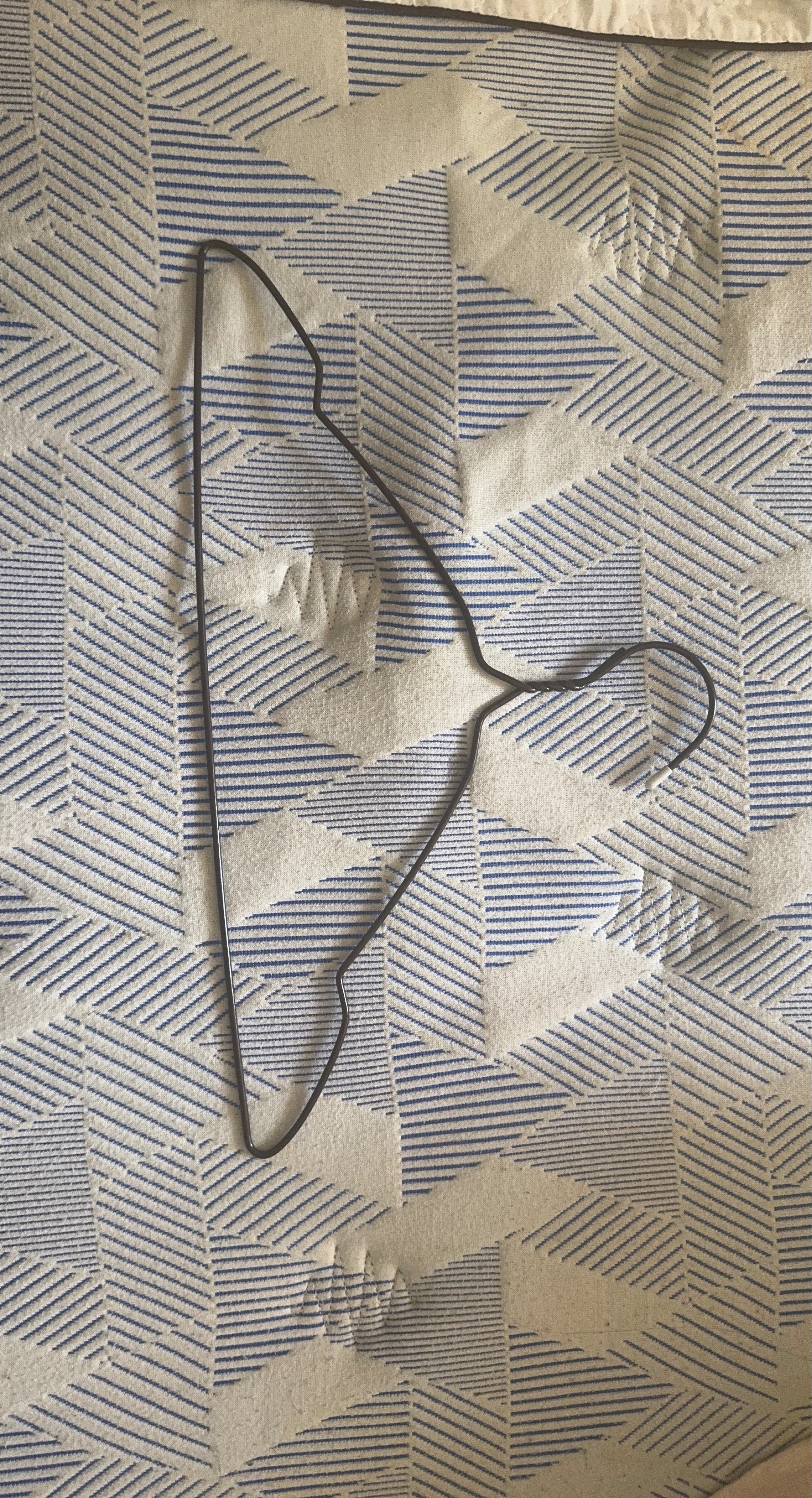 24 x Wire clothes hanger 🌱