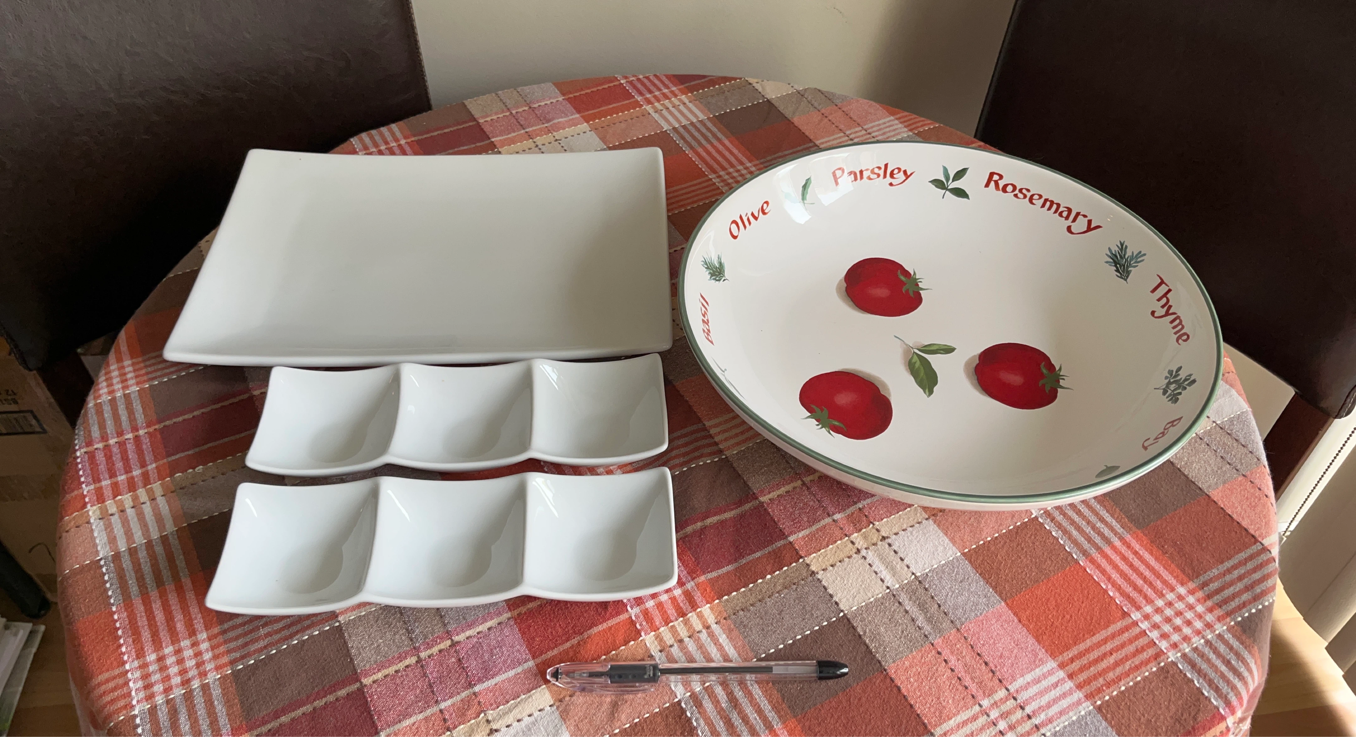 White Ceramic Serving Platters - photo 3