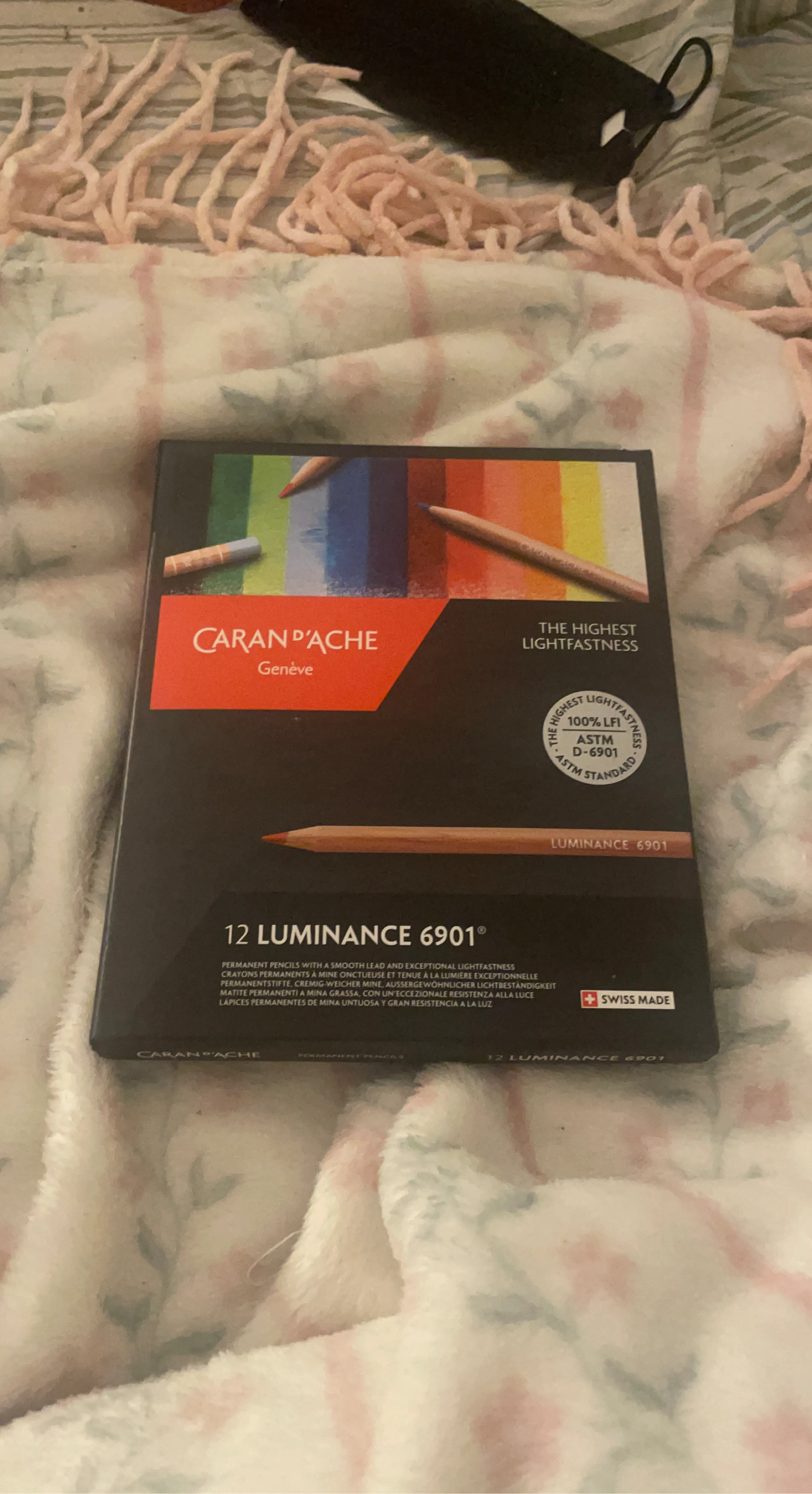 Caran d'Ache Luminance 6901 Colored Pencils - Set of 12