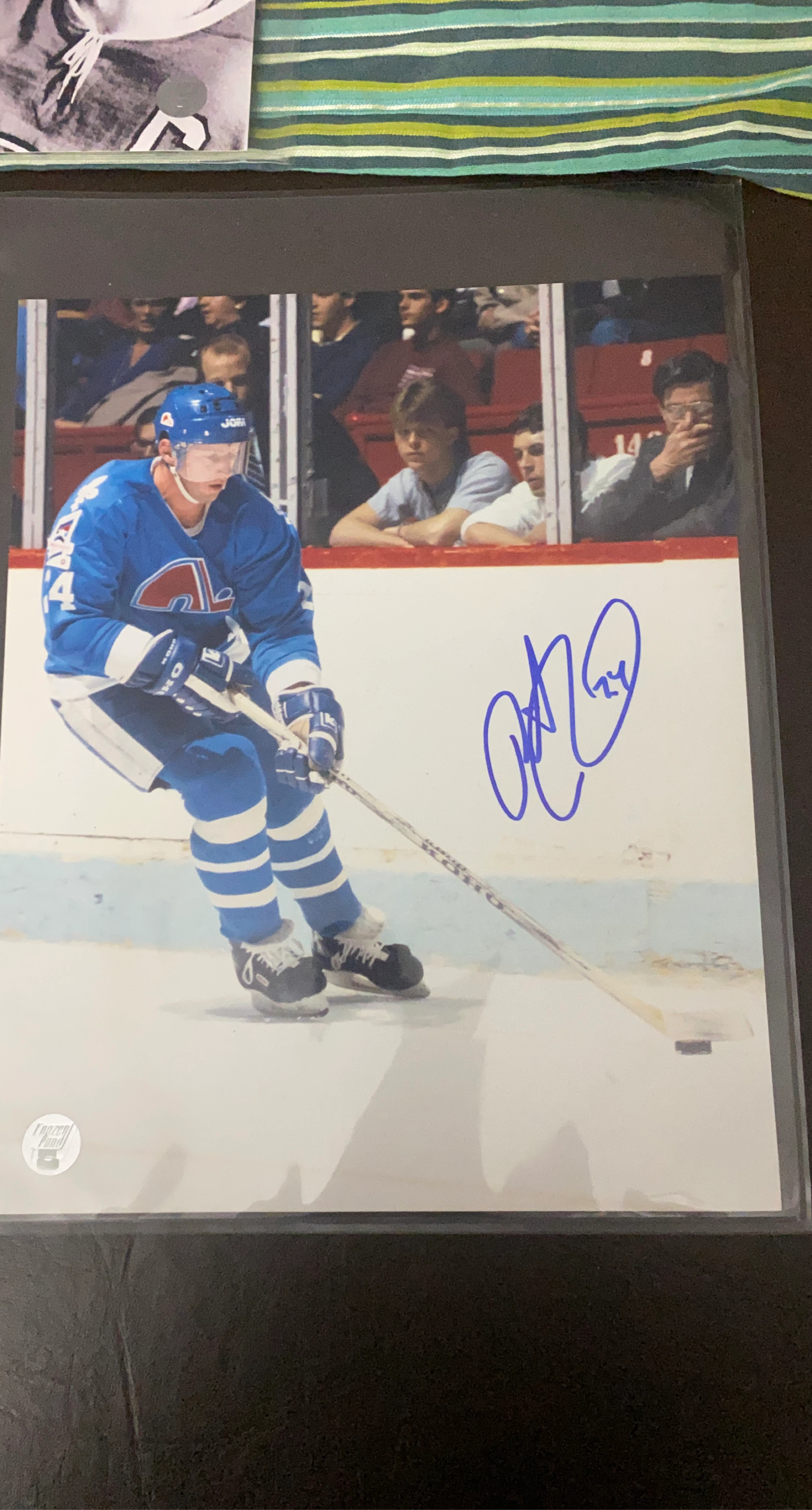 Autographed Hockey Photo - Dale Hawerchuk
