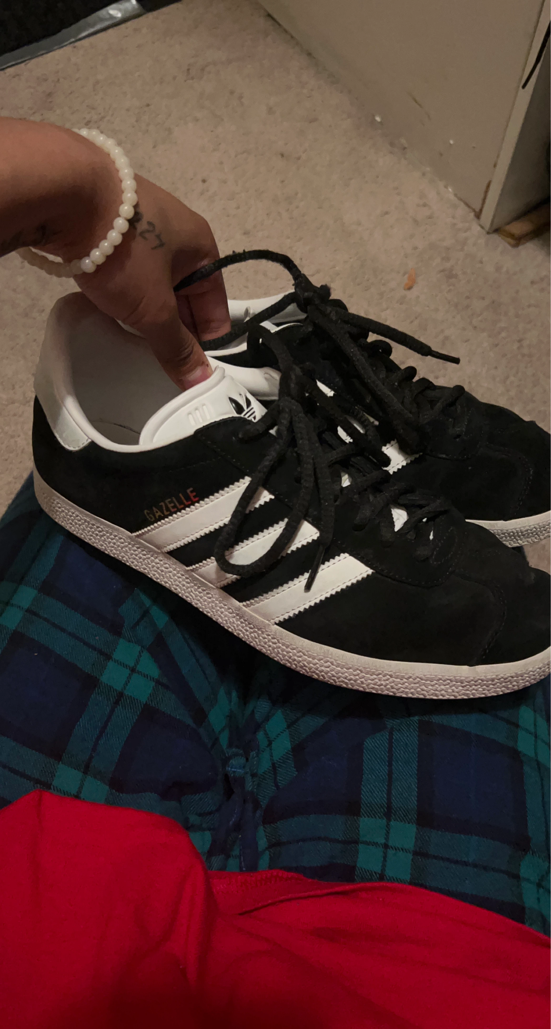 Adidas Gazelle Sneakers Black White Size 8.5