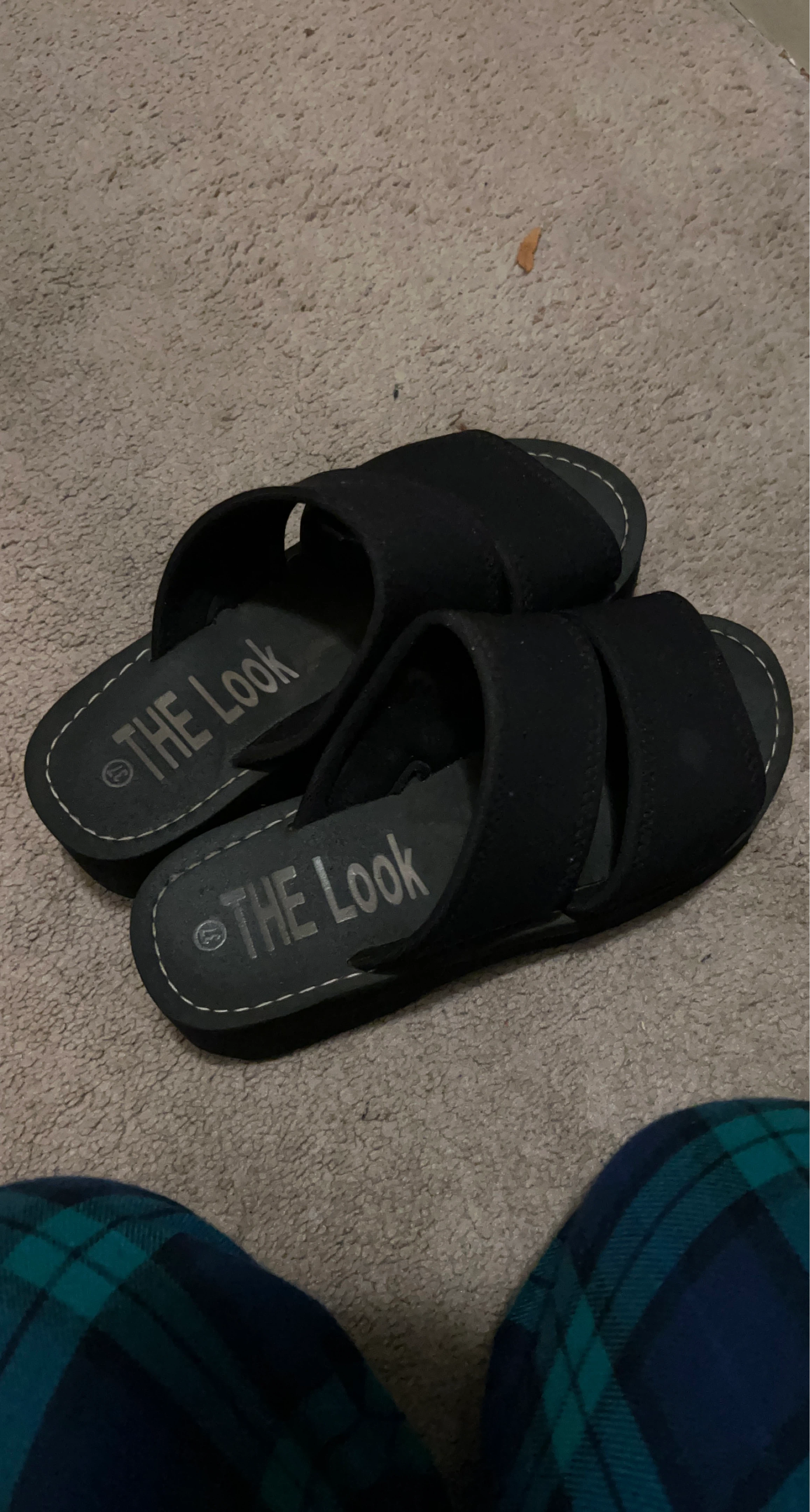 THE LOOK Black Slip-On Sandals Size 37