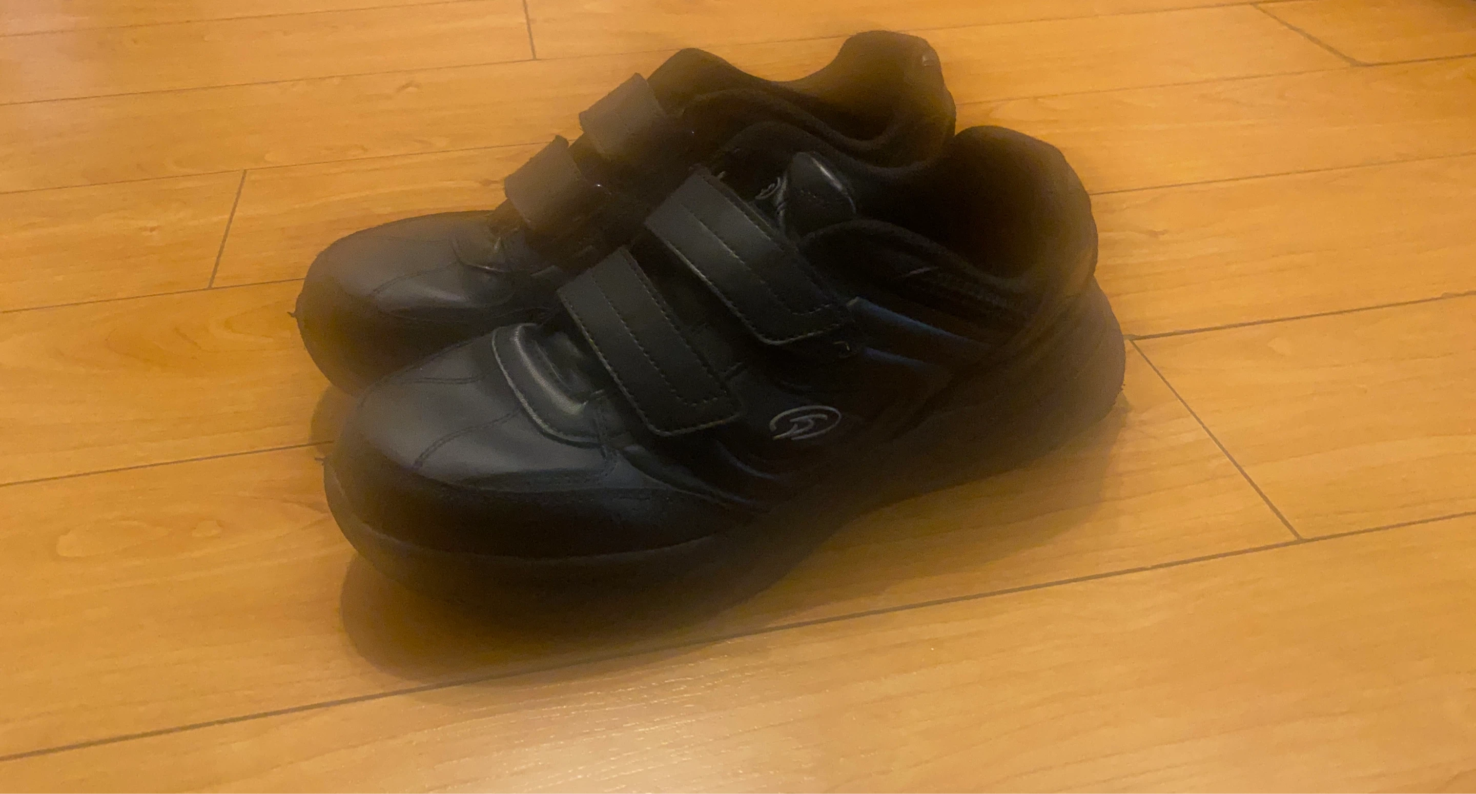 Ryka Black Hook and Loop Sneakers