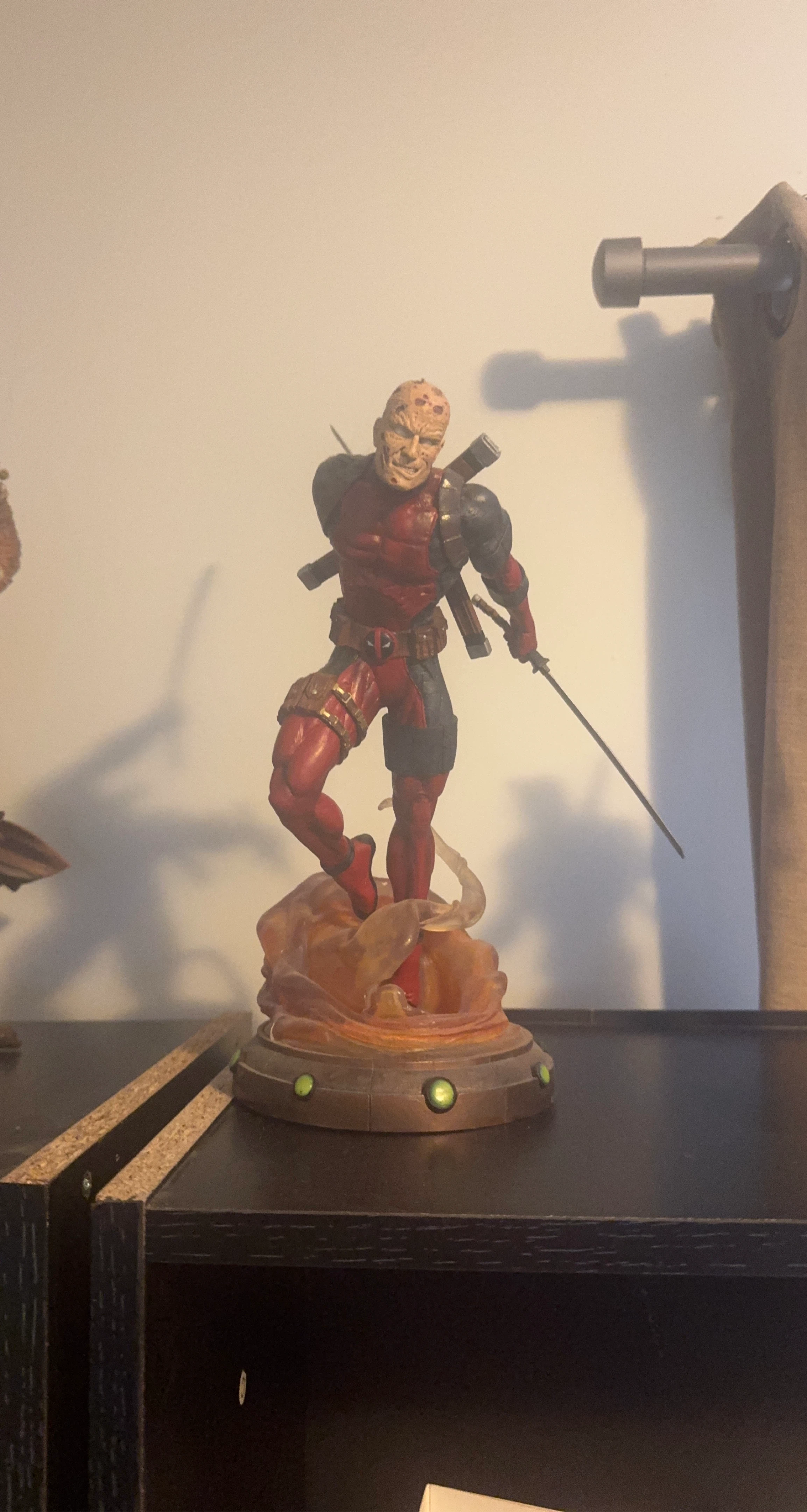 Deadpool Figurine