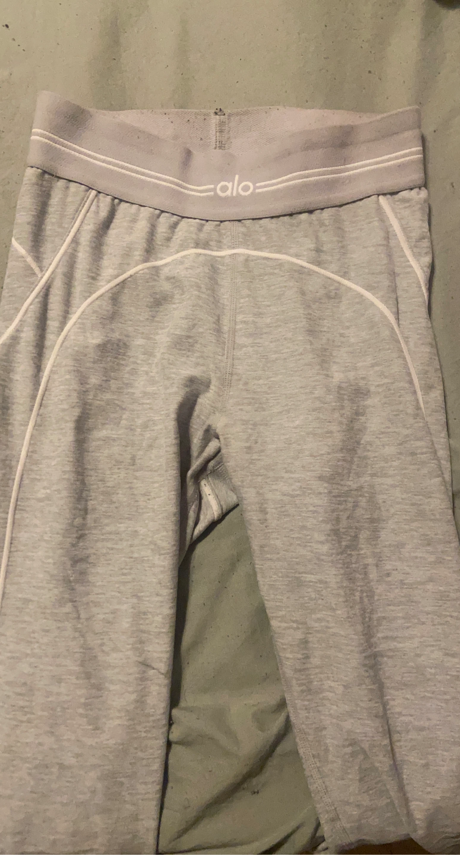 Alo Yoga Grey Leggings