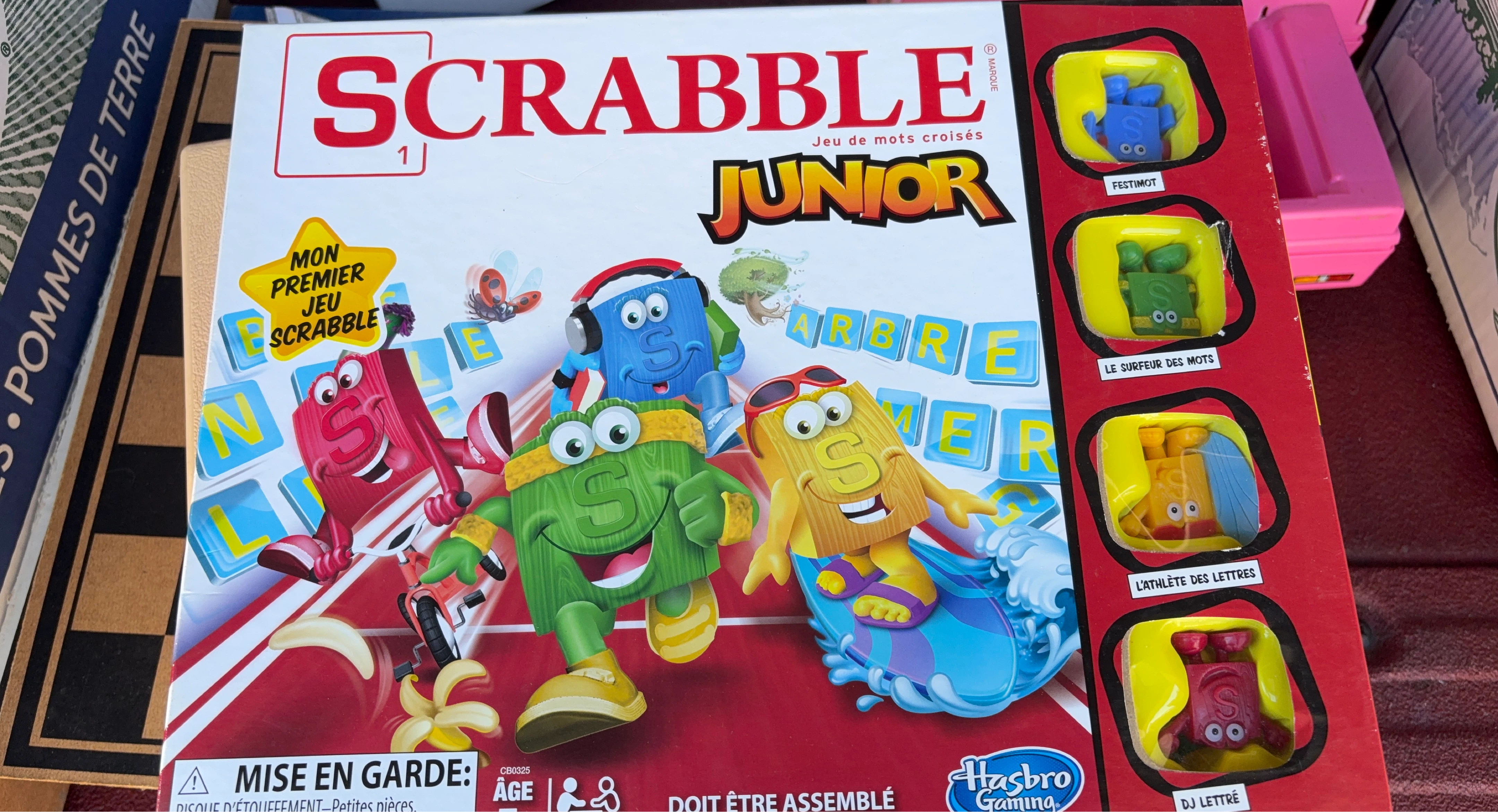 Hasbro Scrabble Junior Board Game French Edition