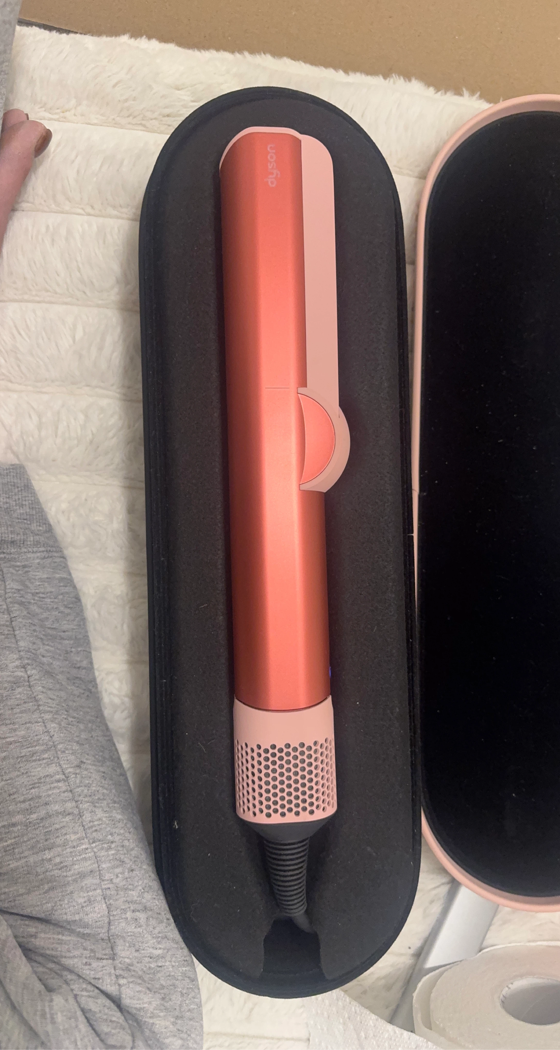 99% New Dyson Airwrap Complete Styler