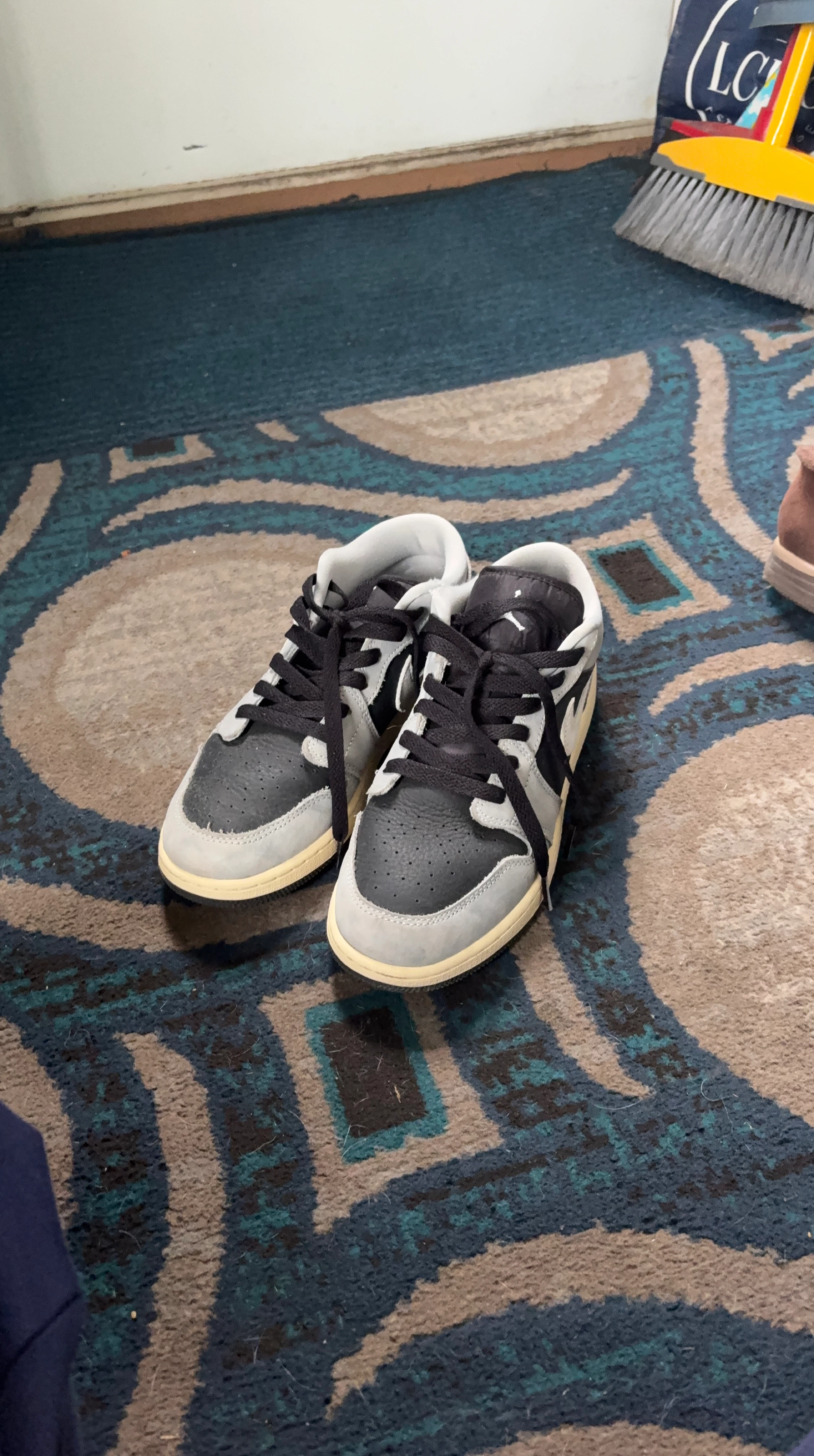 Air Jordan 1 Low SE