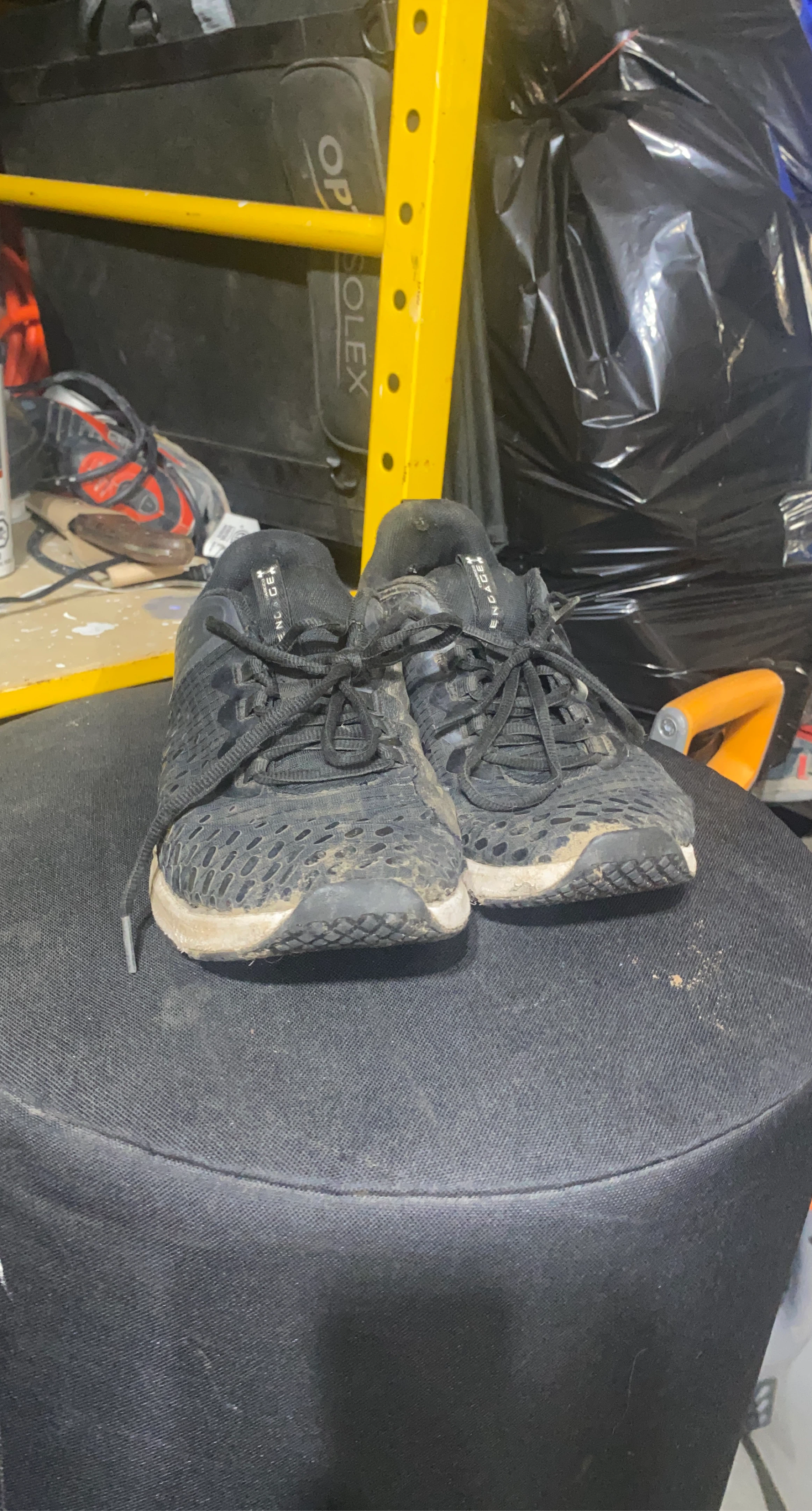 Black "ENGAGE+GEAR" Running Shoes