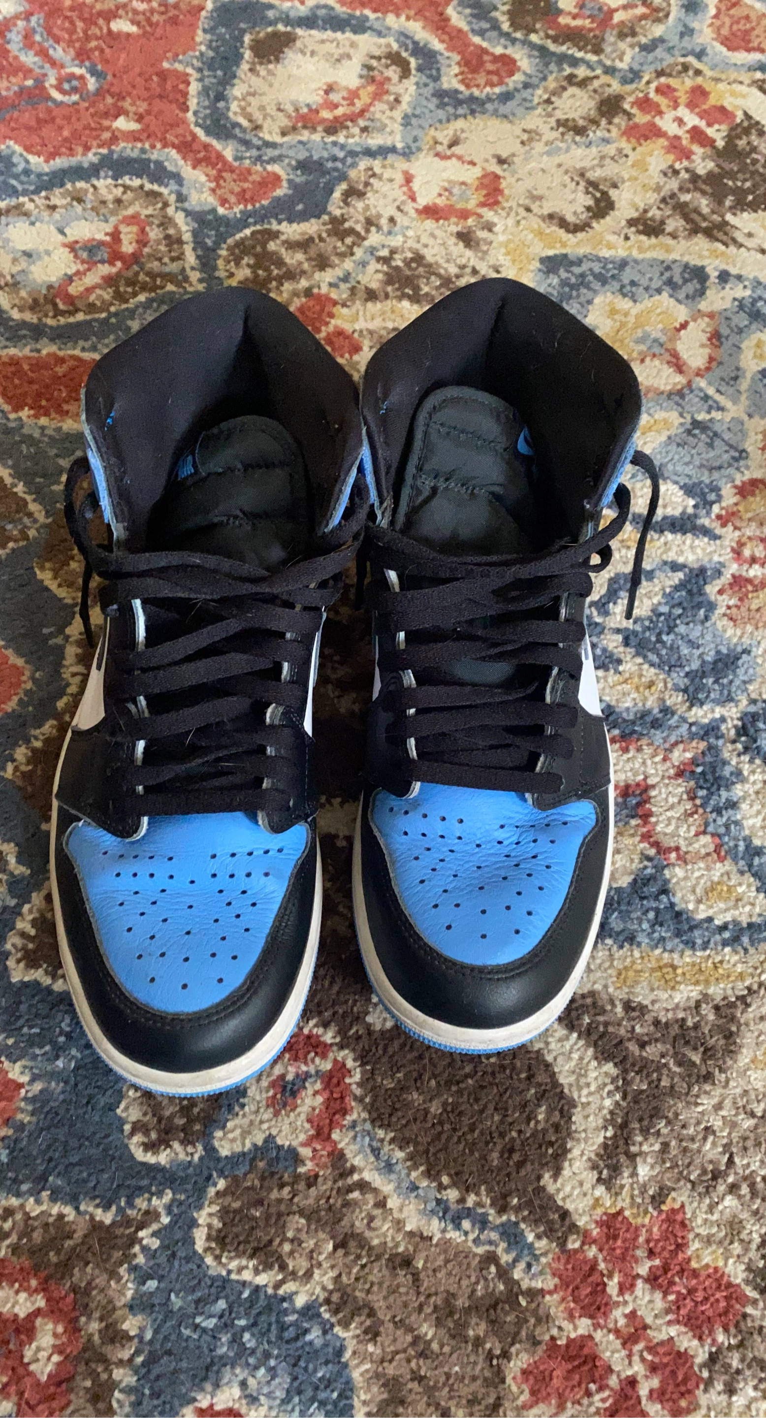 Air Jordan 1 High OG "University Blue" Sneakers