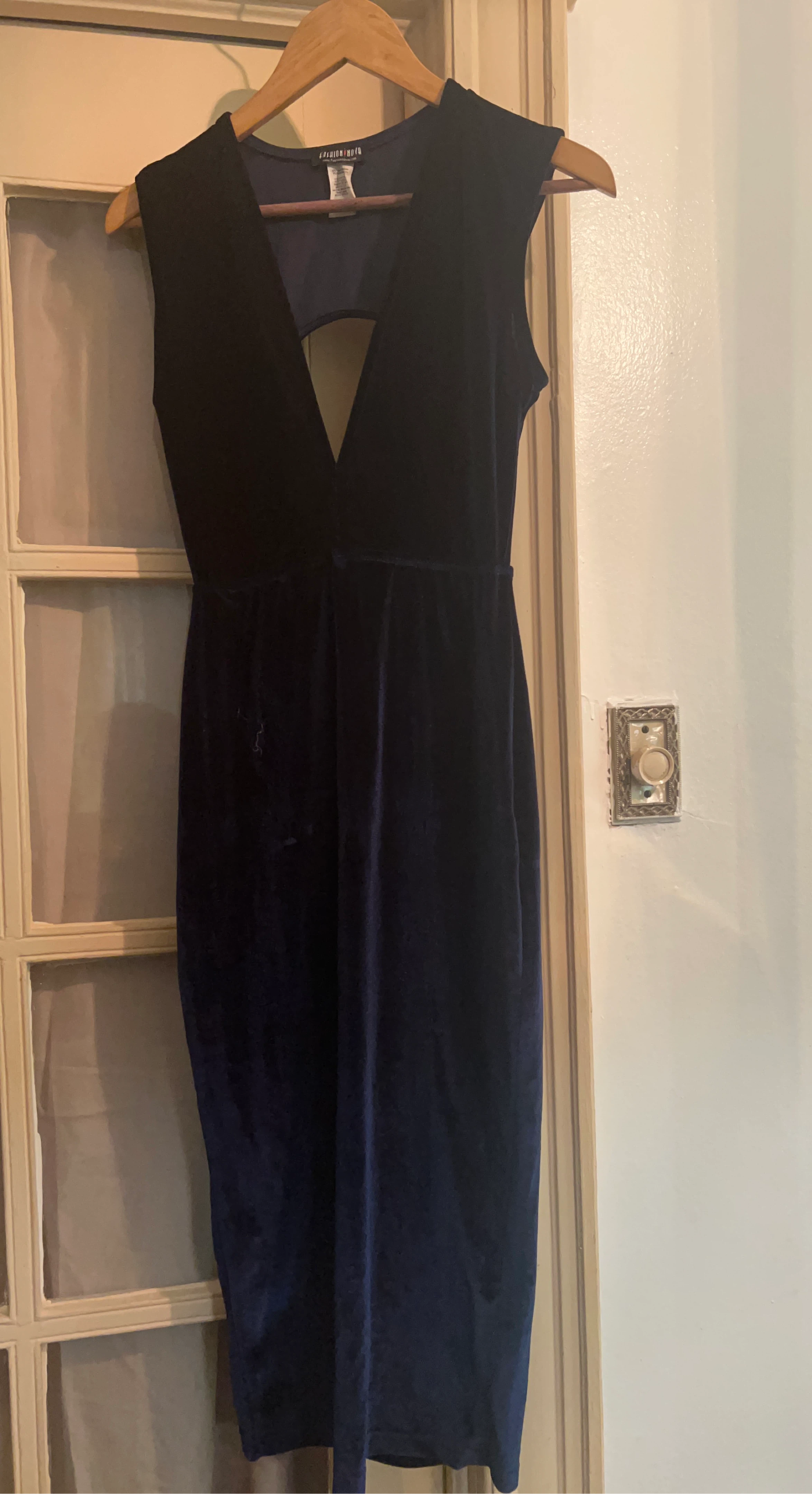 Fashion Nova Navy Velvet Midi Dress L