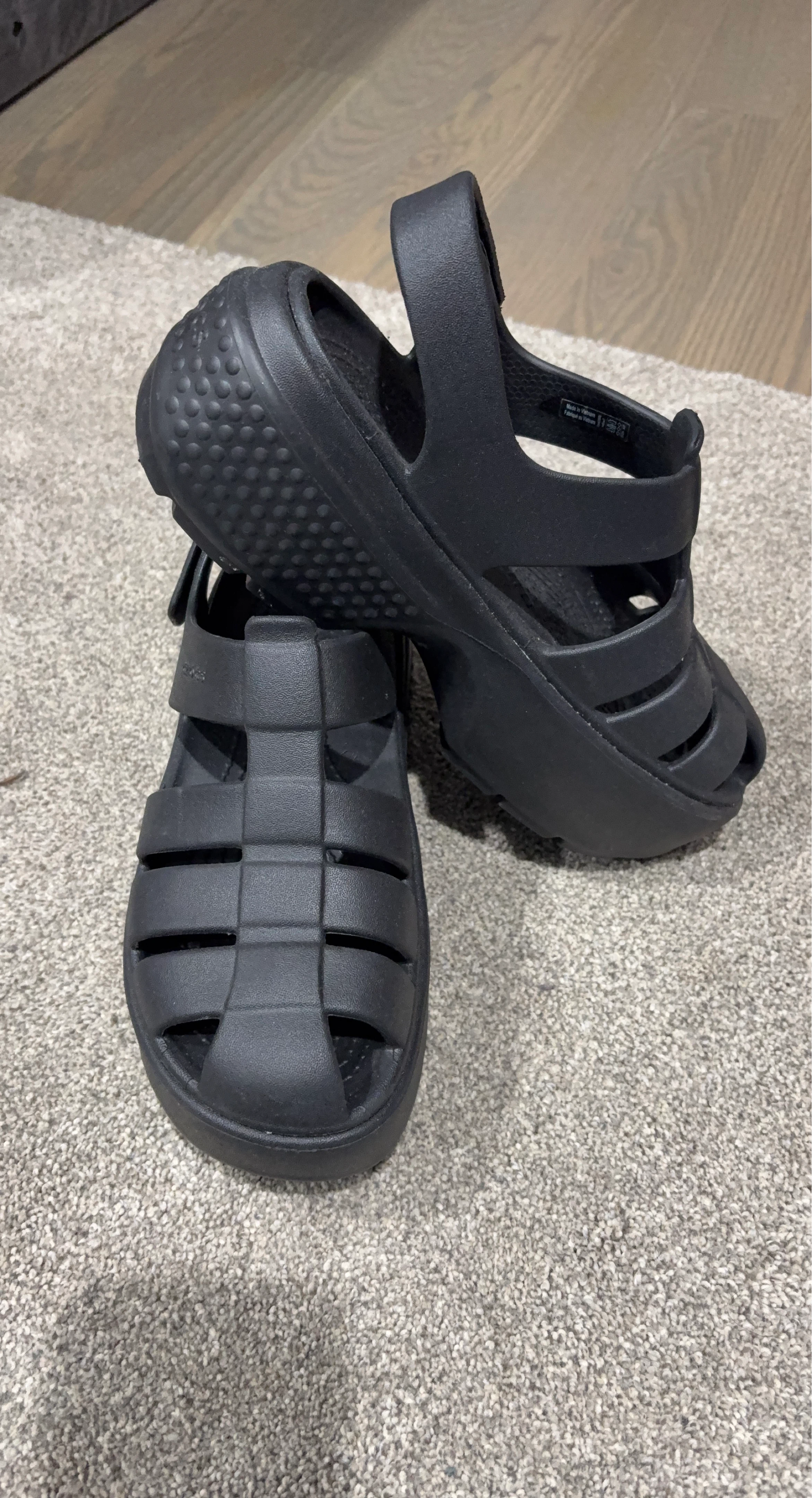 Crocs Black Platform Sandals
