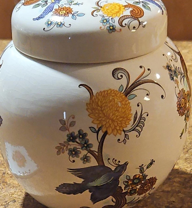Sadler England Ginger Jar with Lid