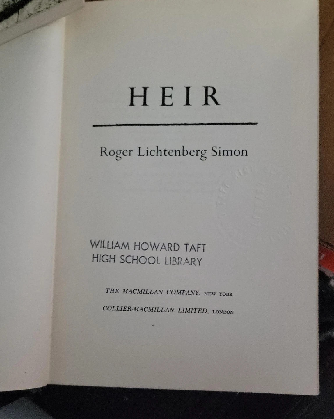 Heir by Roger Lichtenberg Simon
