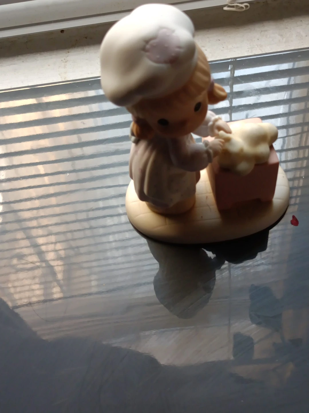 Precious Moments Figurine