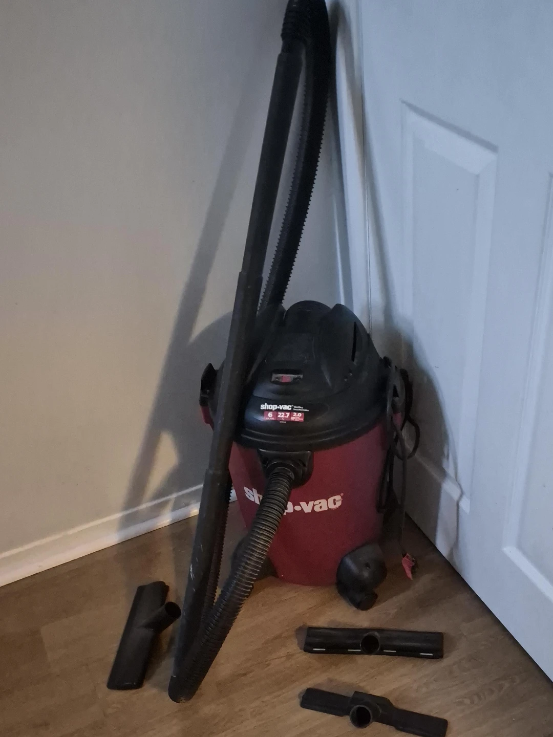 Shop-Vac Wet/Dry Vacuum 6 Gallon 2.0 HP